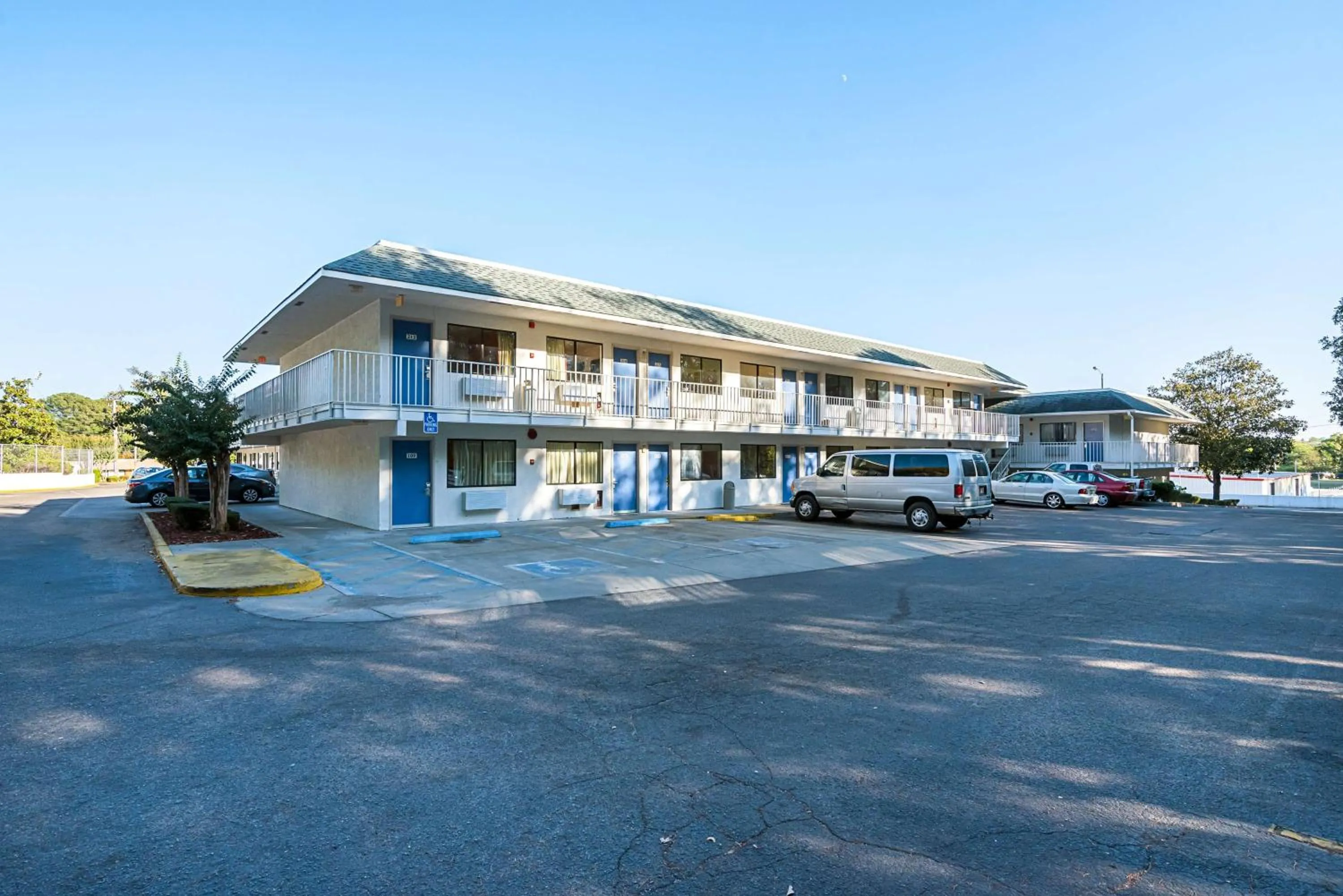 Property building in Motel 6-Bessemer, AL - Birmingham