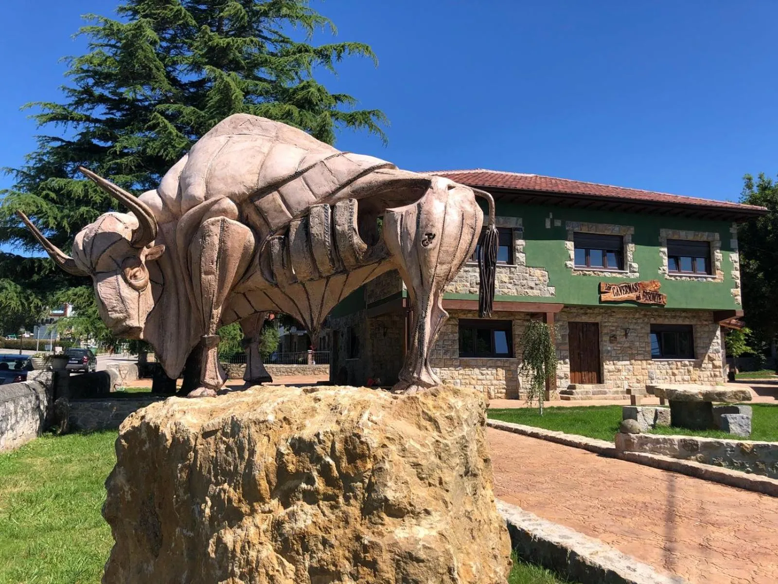Las Cavernas Del Bisonte