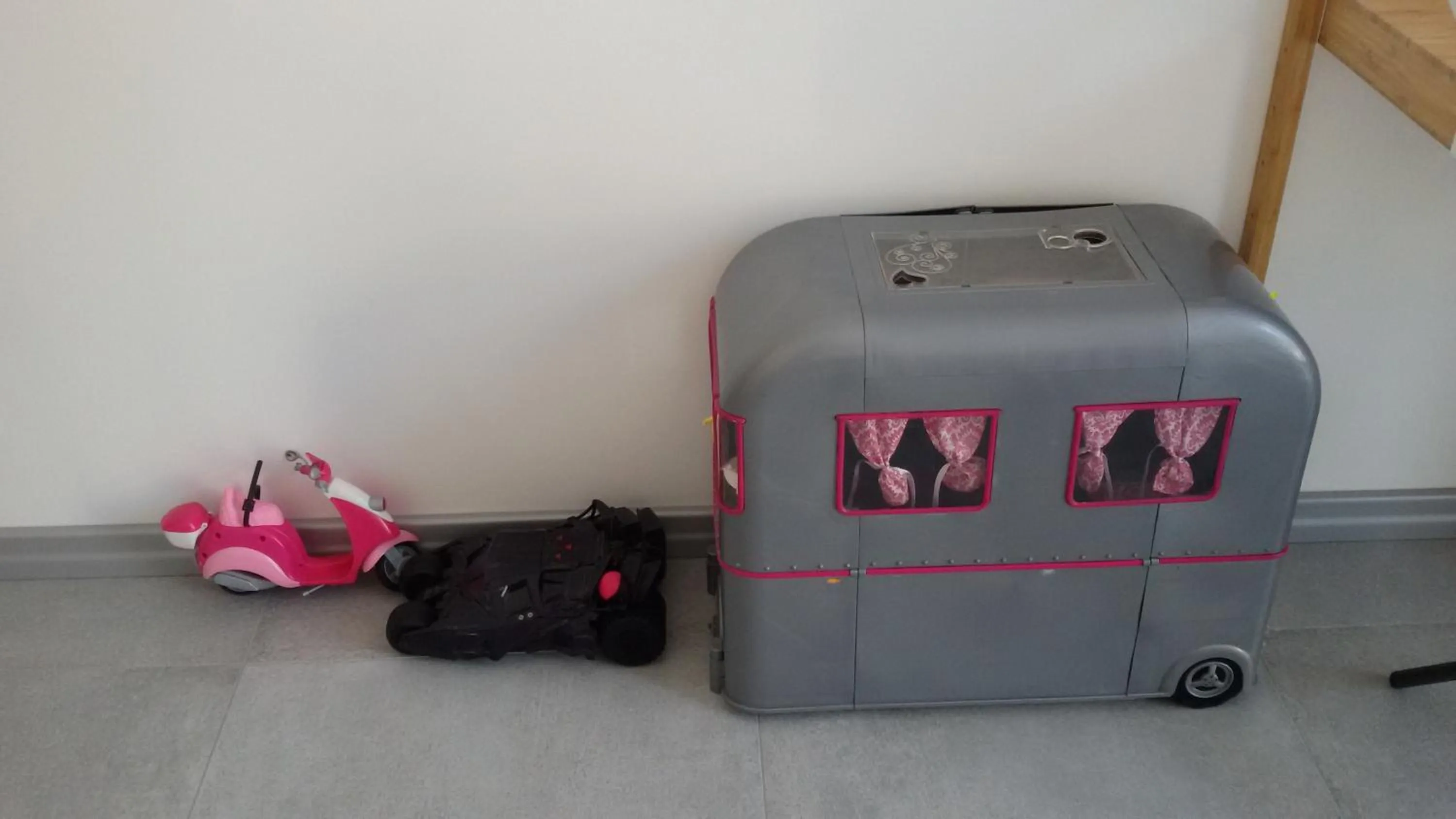 young children in B&B Honey Rooms