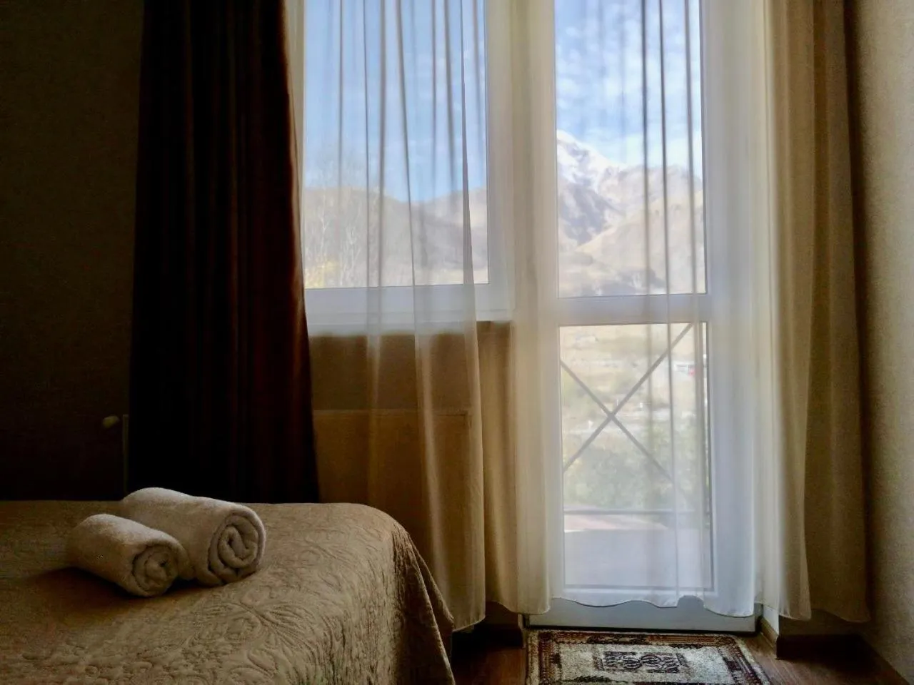 Mountain view in Kazbegi Inn