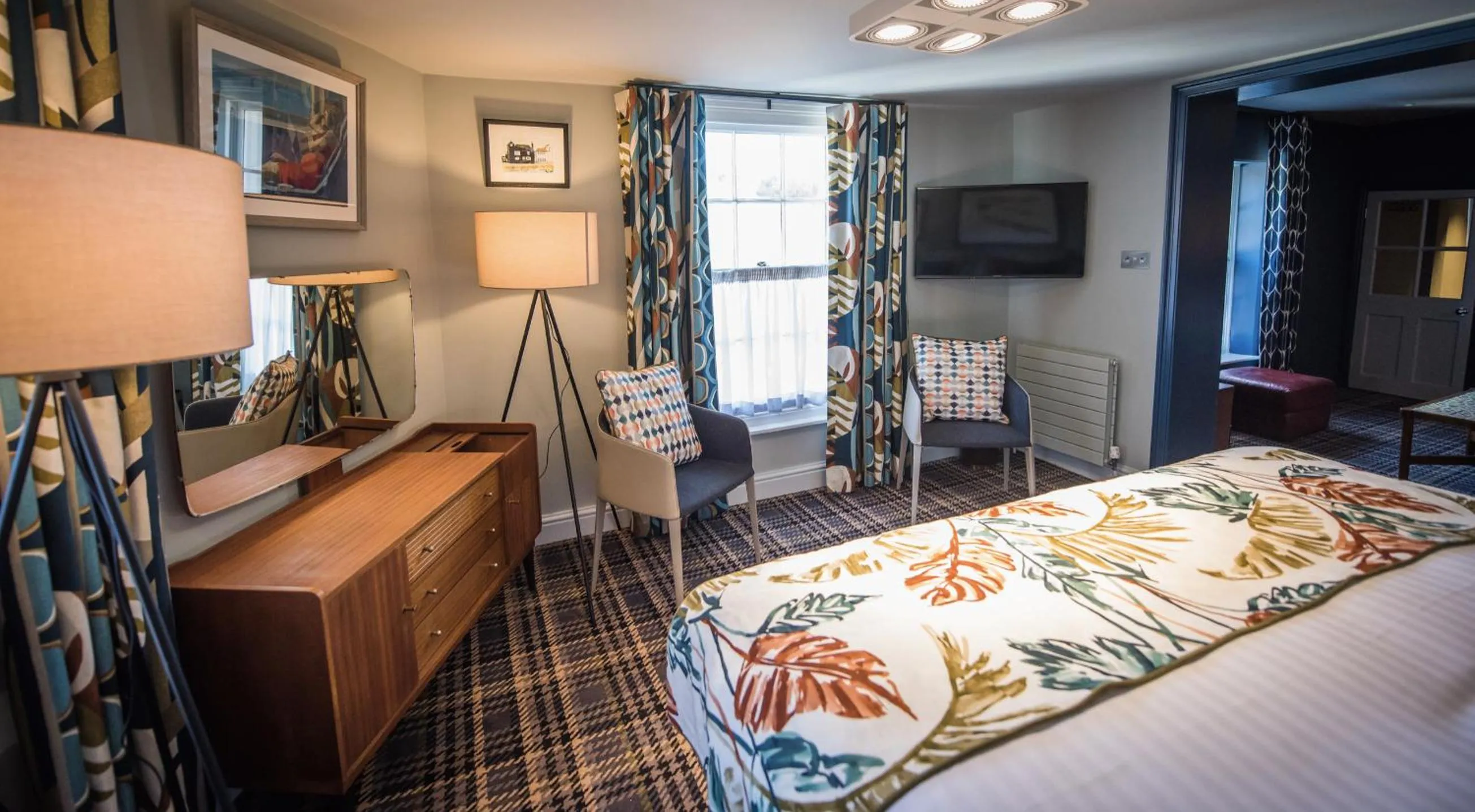 Seating area, Bed in The Marquis of Granby