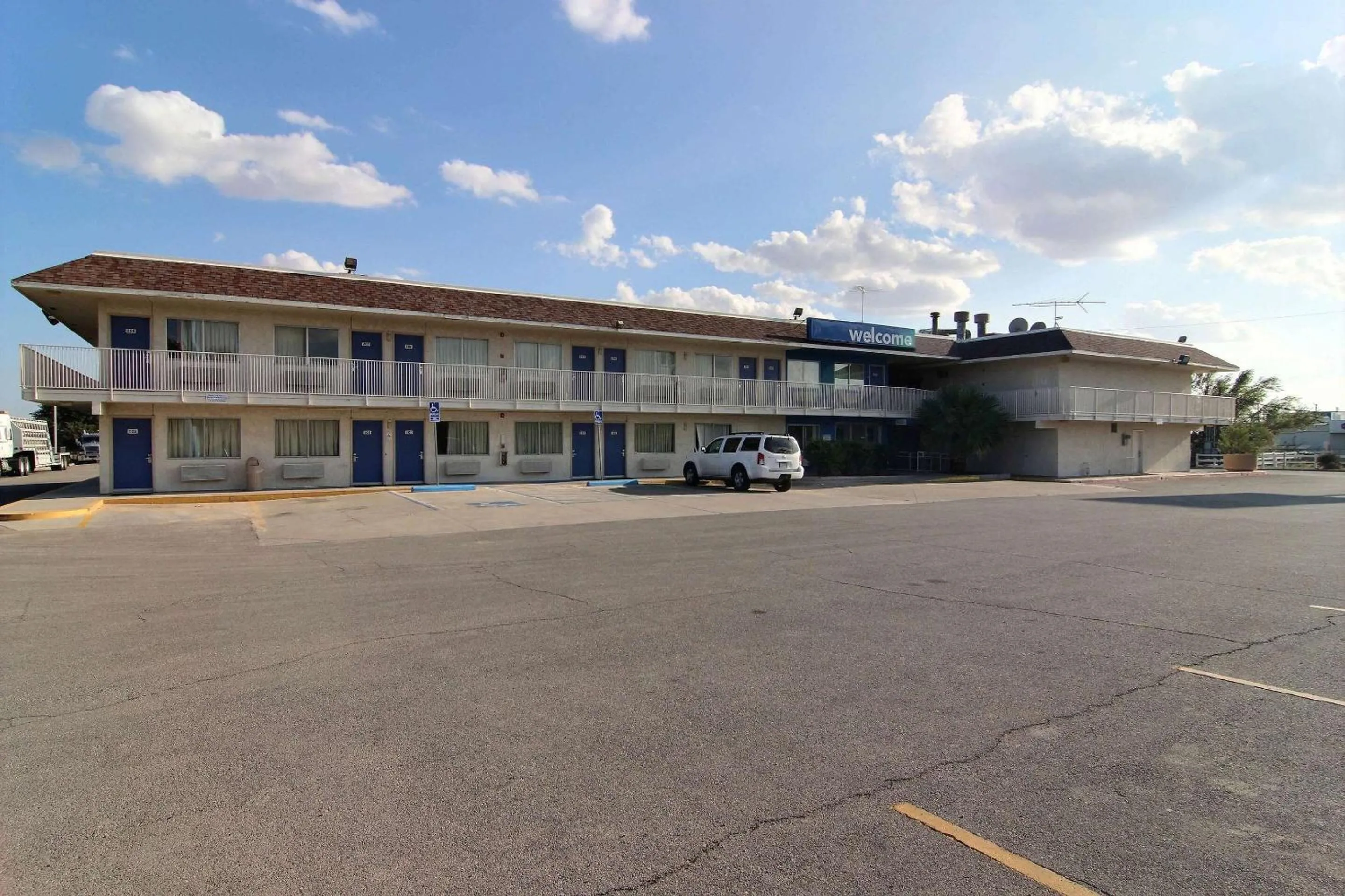 Property building in Motel 6-Odessa, TX