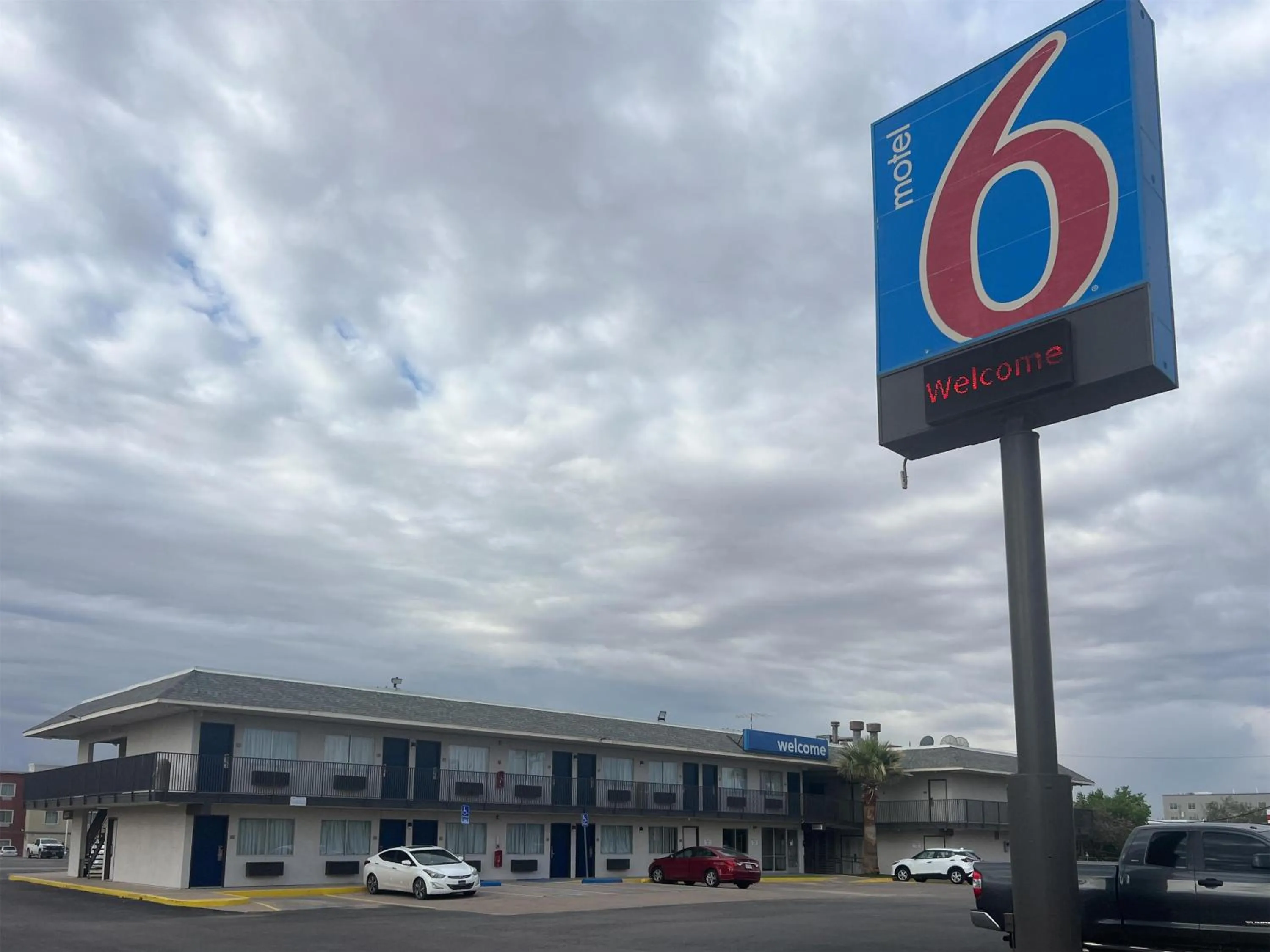 Property building in Motel 6-Odessa, TX