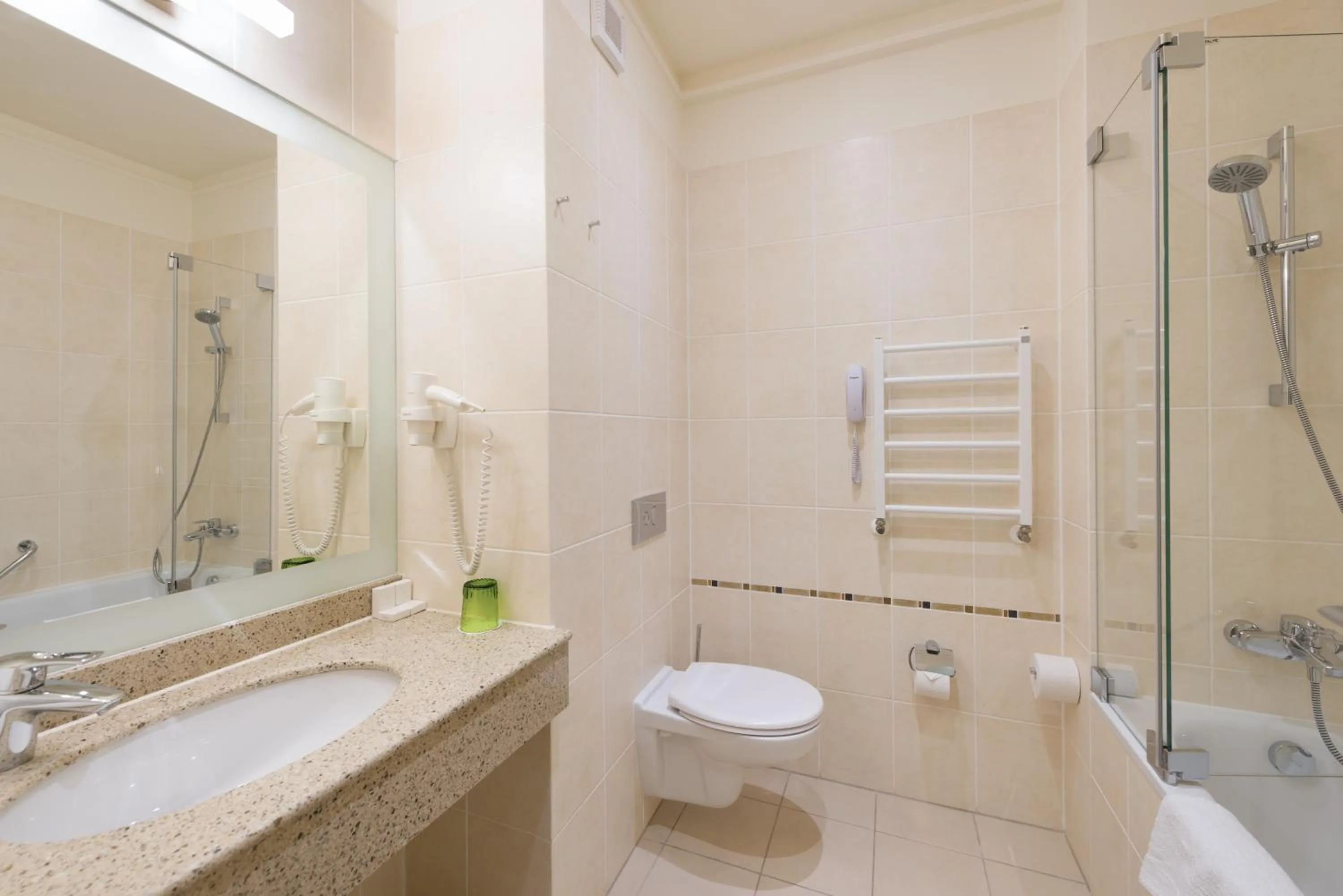 Bathroom in Hotel Sonnenhof