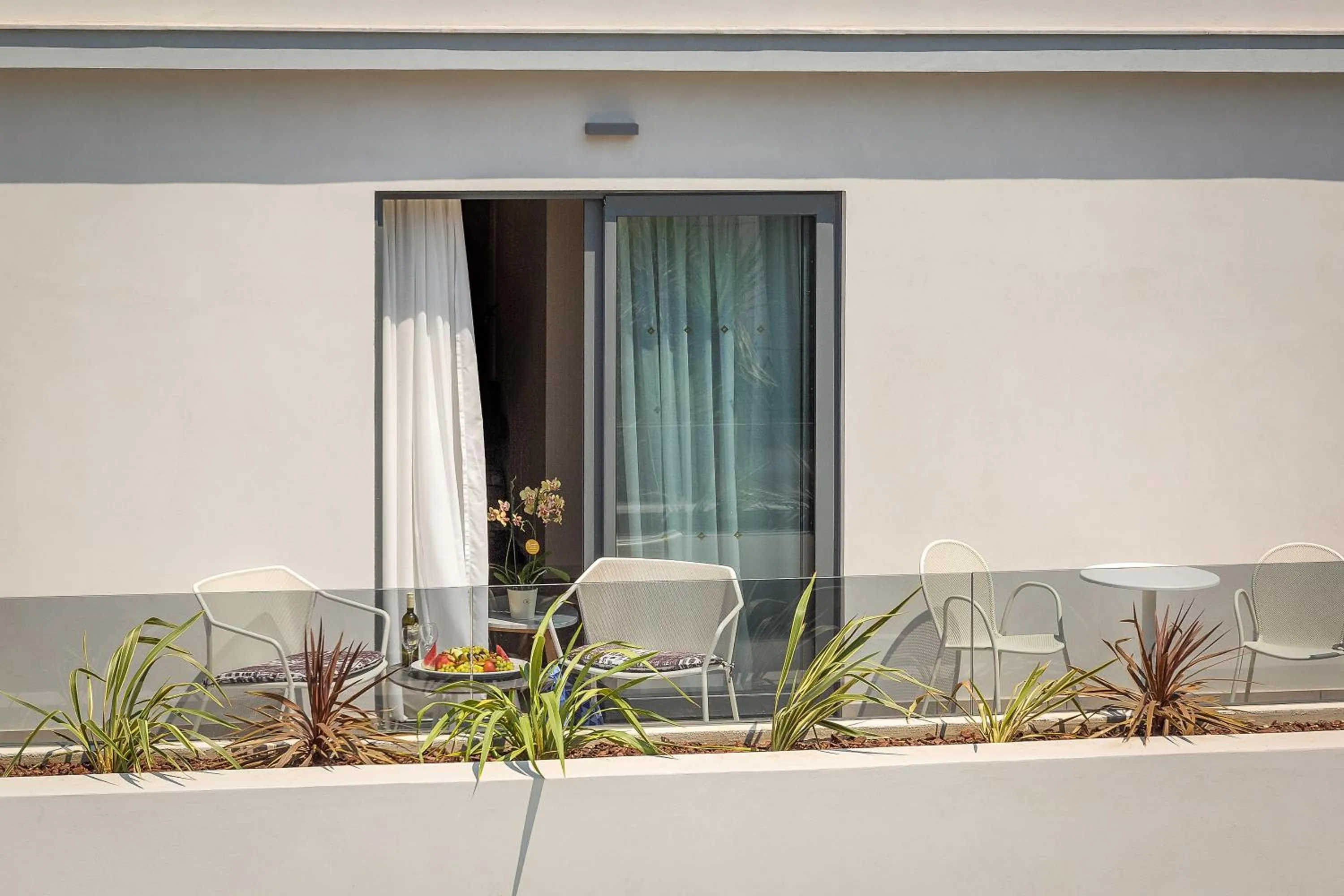 Balcony/Terrace in Samian Mare Hotel, Suites & Spa