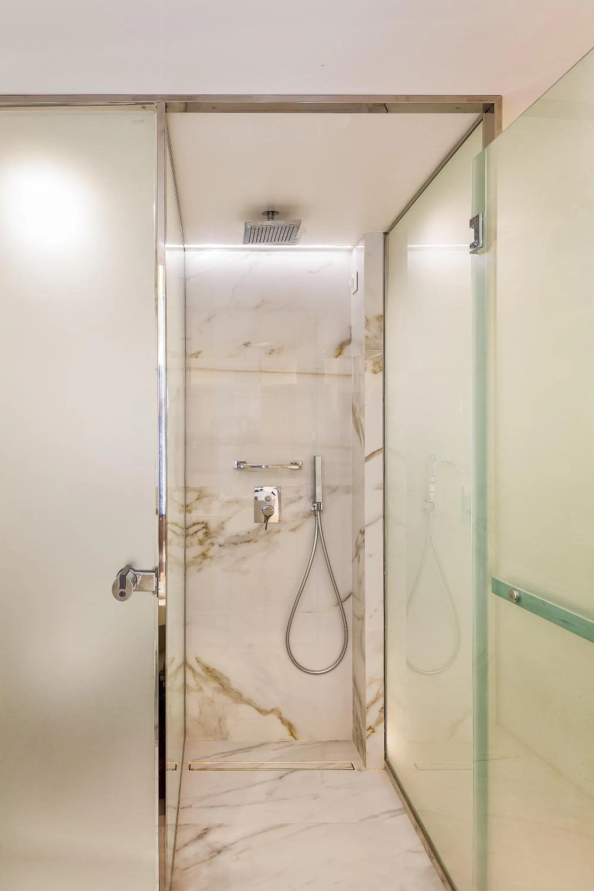 Shower in Samian Mare Hotel, Suites & Spa