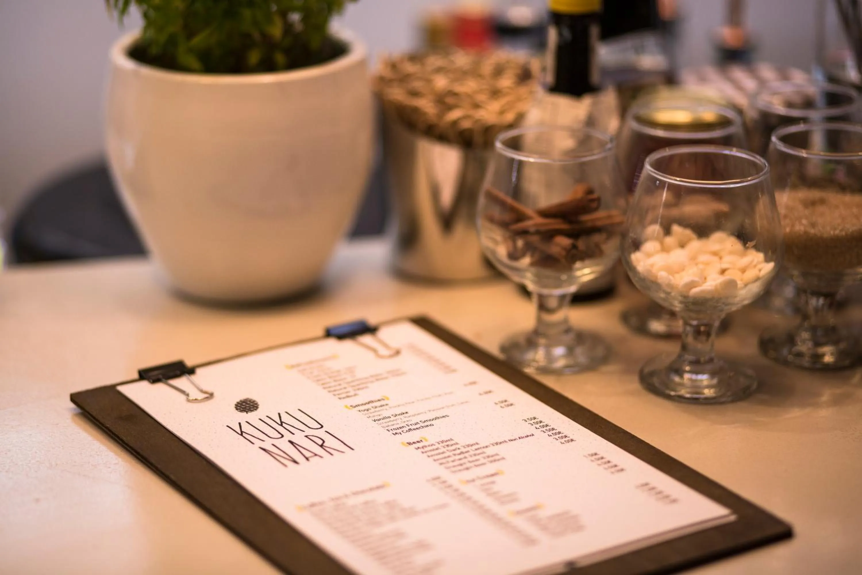 Lounge or bar in Samian Mare Hotel, Suites & Spa