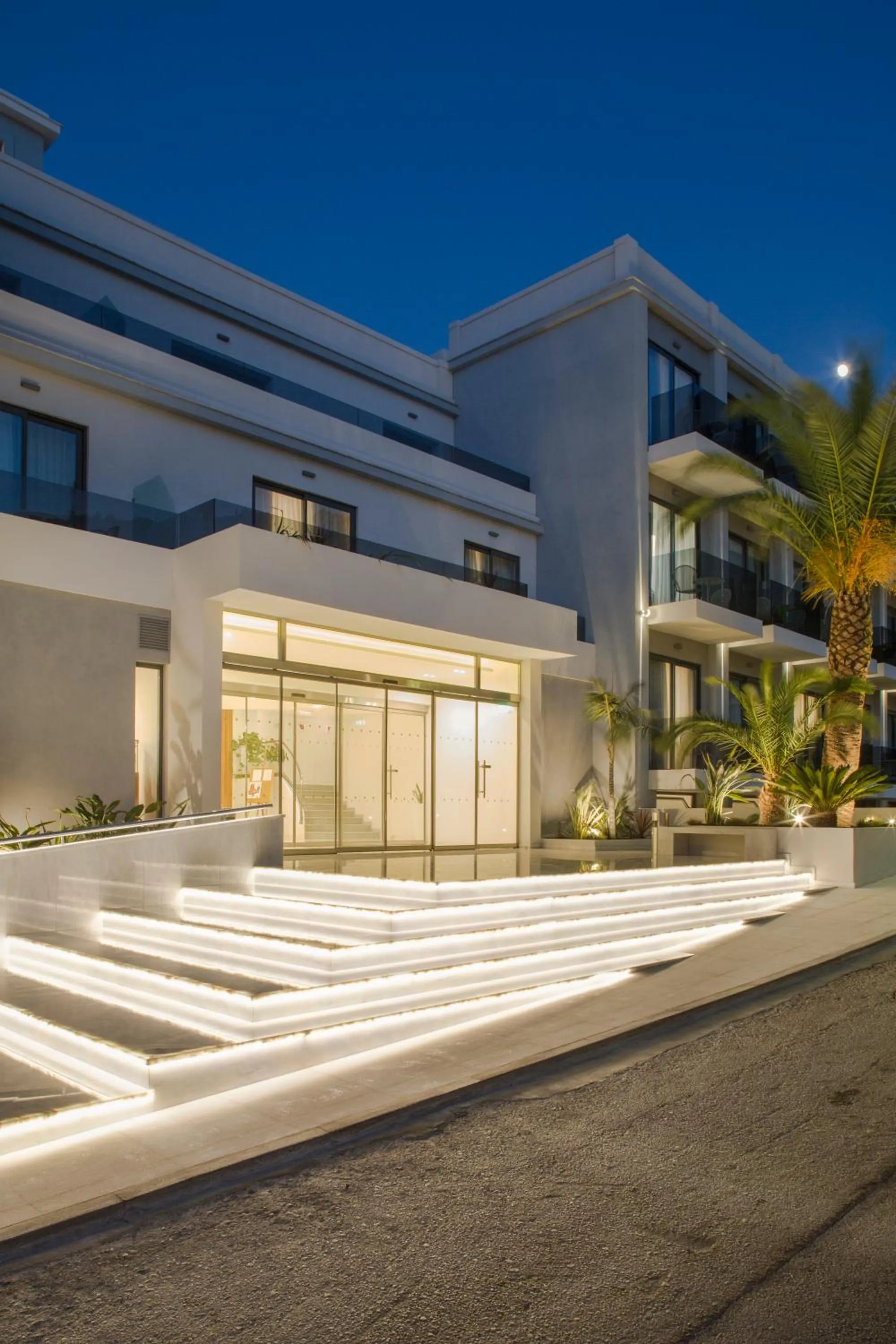 Facade/entrance in Samian Mare Hotel, Suites & Spa