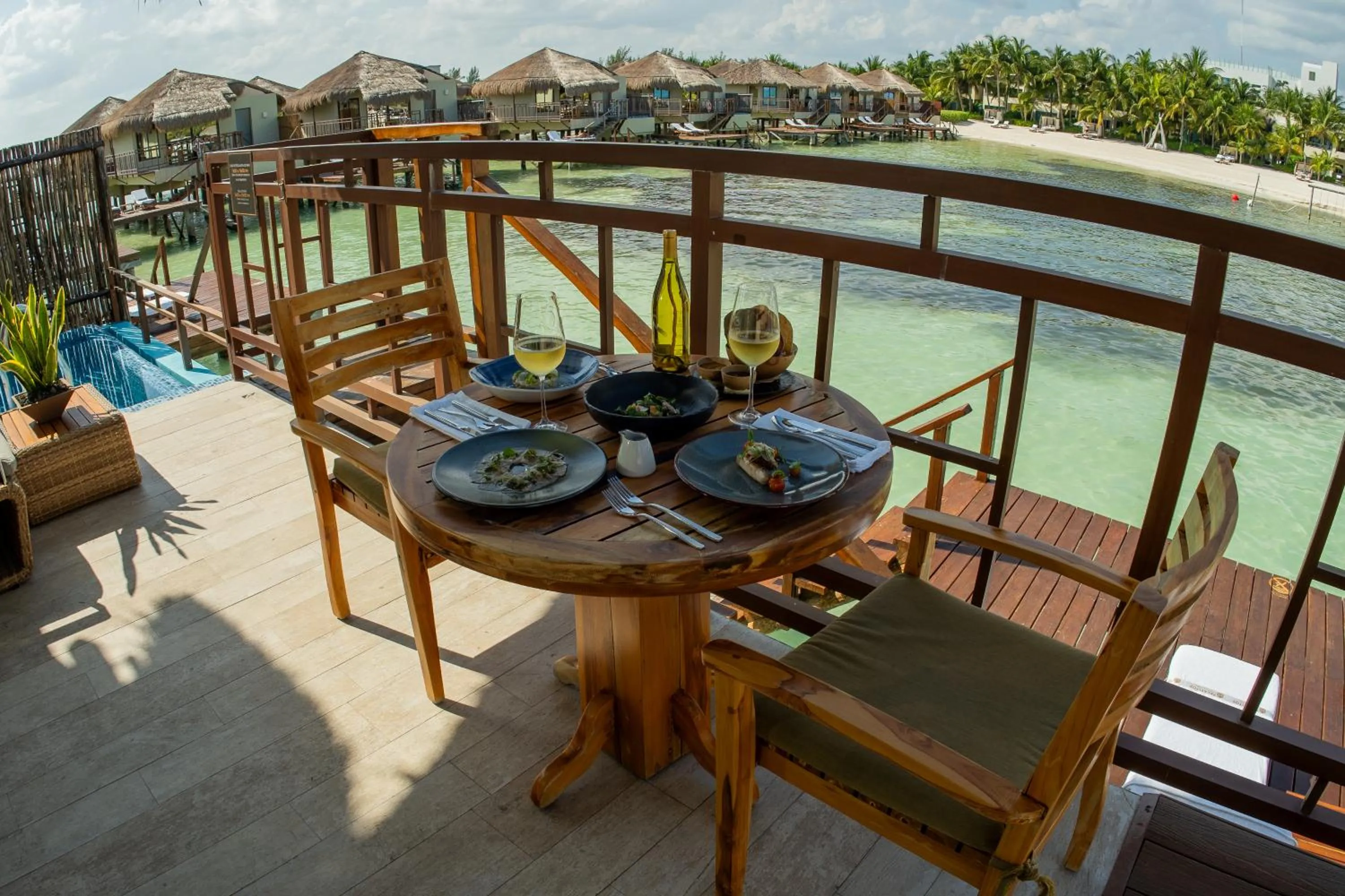 Restaurant/places to eat in Palafitos Overwater Bungalows, All & More Inclusive - Adults Only