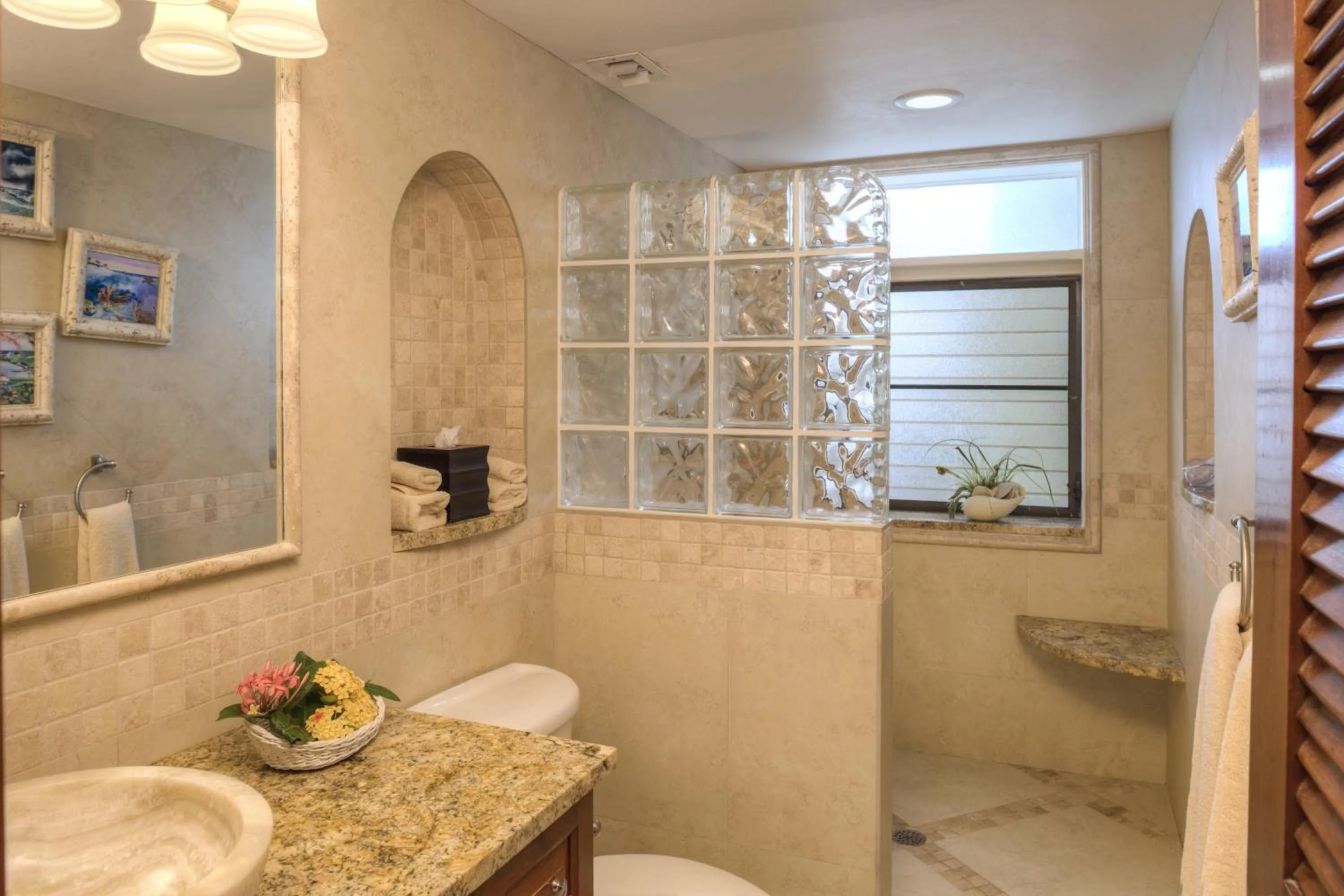 Shower in Gallows Point Resort