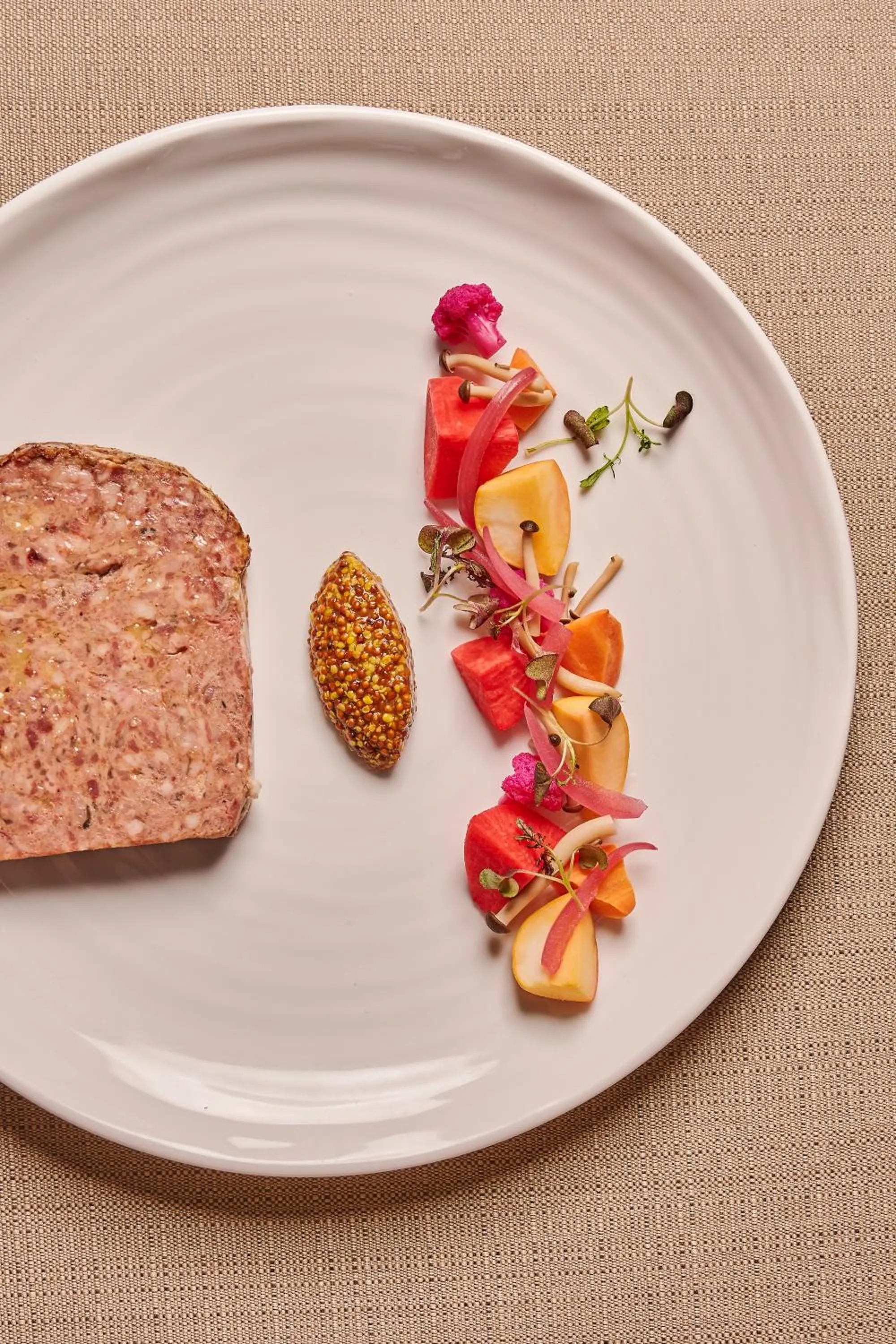 Restaurant/places to eat in The Ritz-Carlton, Montreal