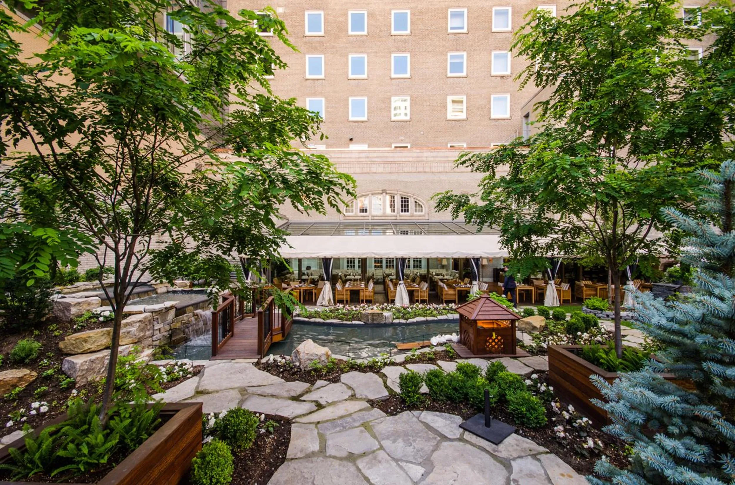 Garden in The Ritz-Carlton, Montreal