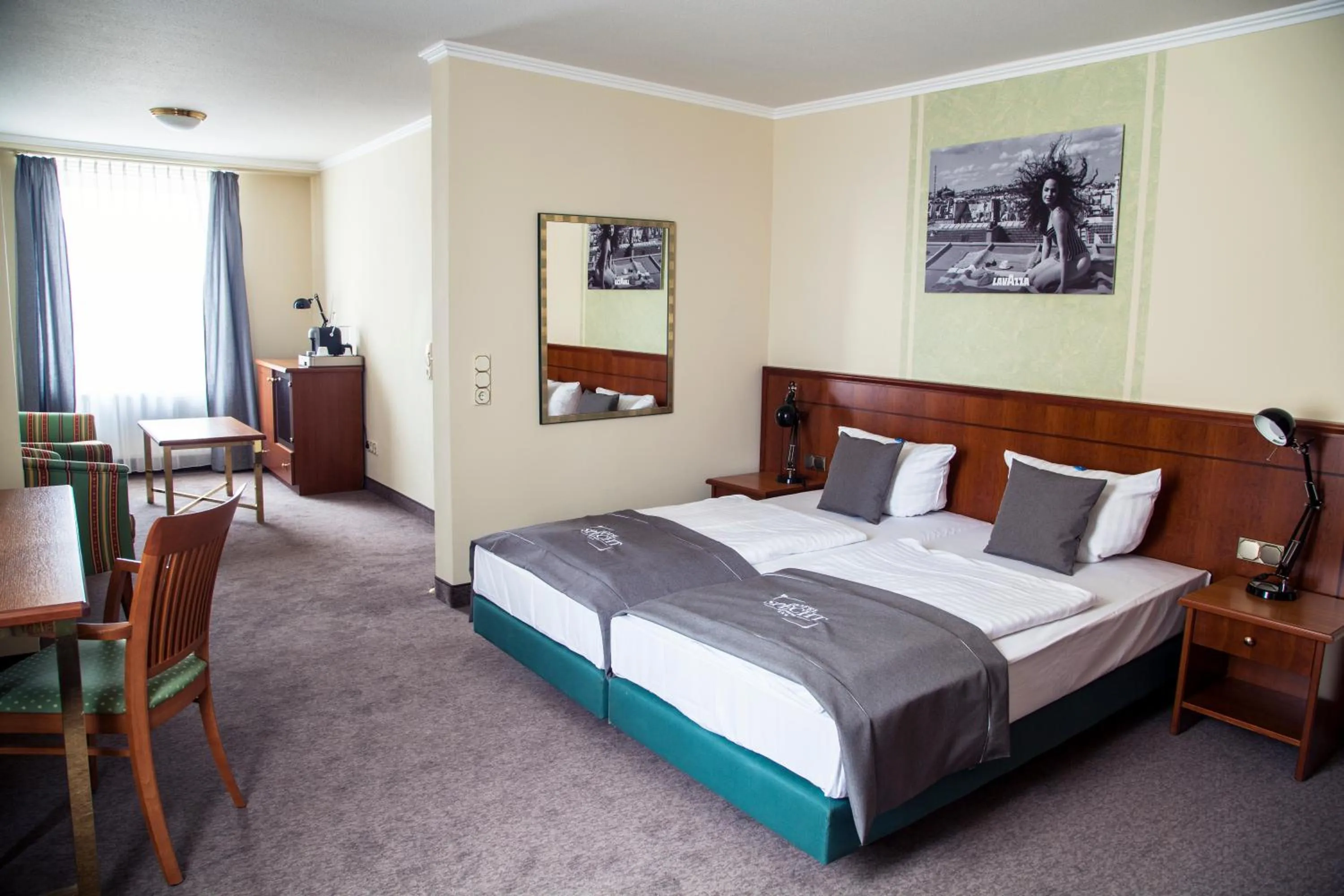 Photo of the whole room, Bed in Hotel Specht by Trotmannia