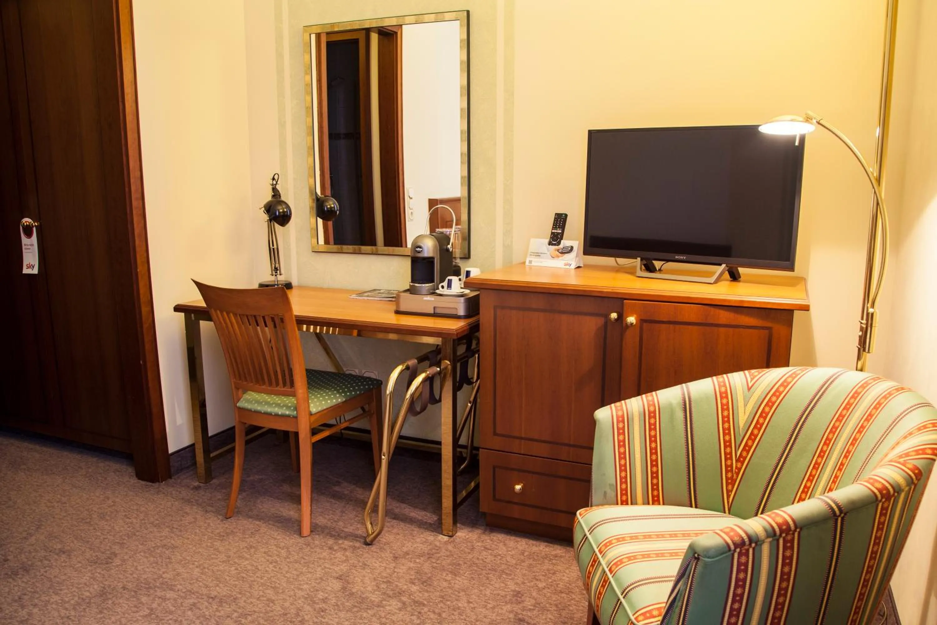 TV and multimedia in Hotel Specht by Trotmannia