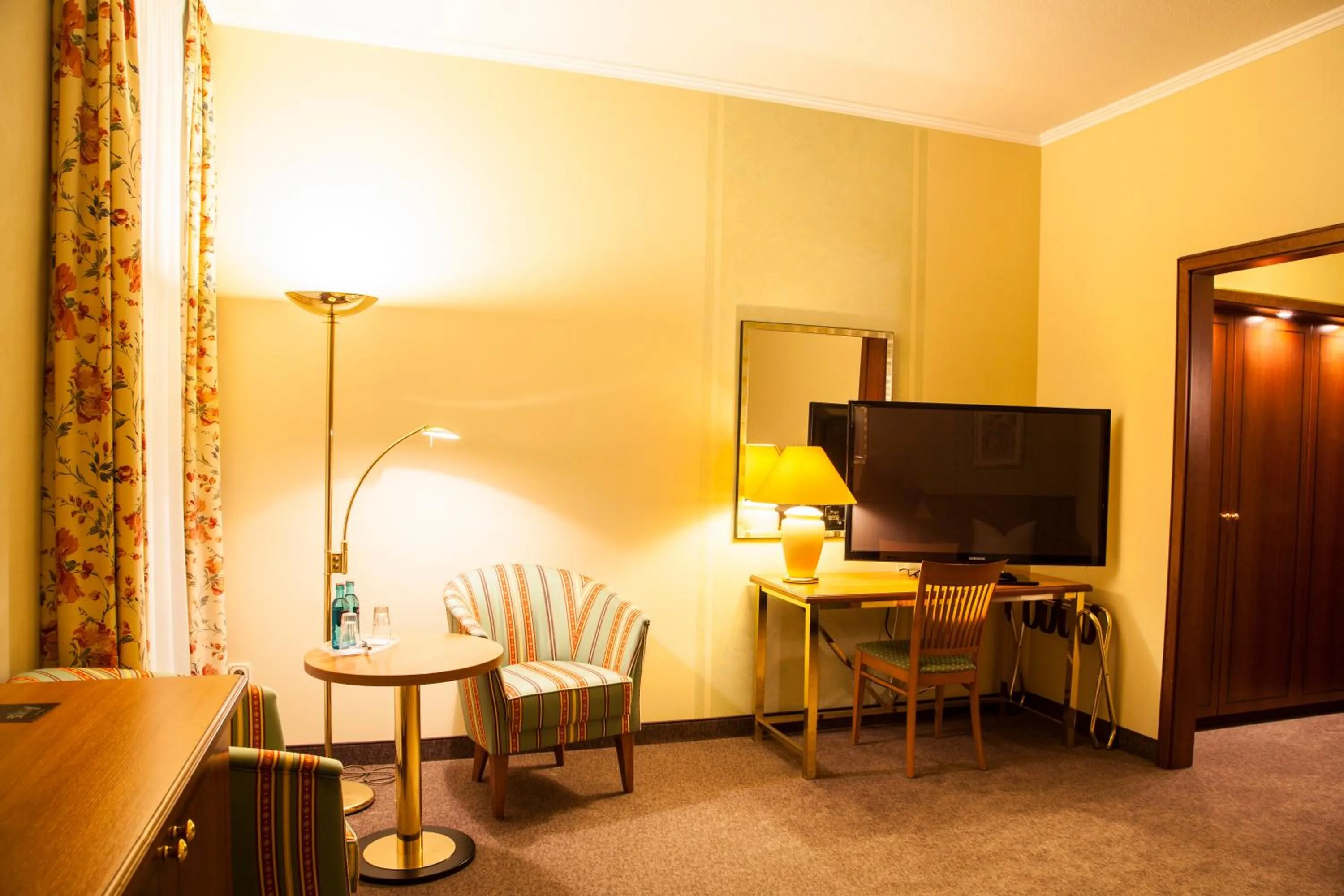 TV and multimedia in Hotel Specht by Trotmannia