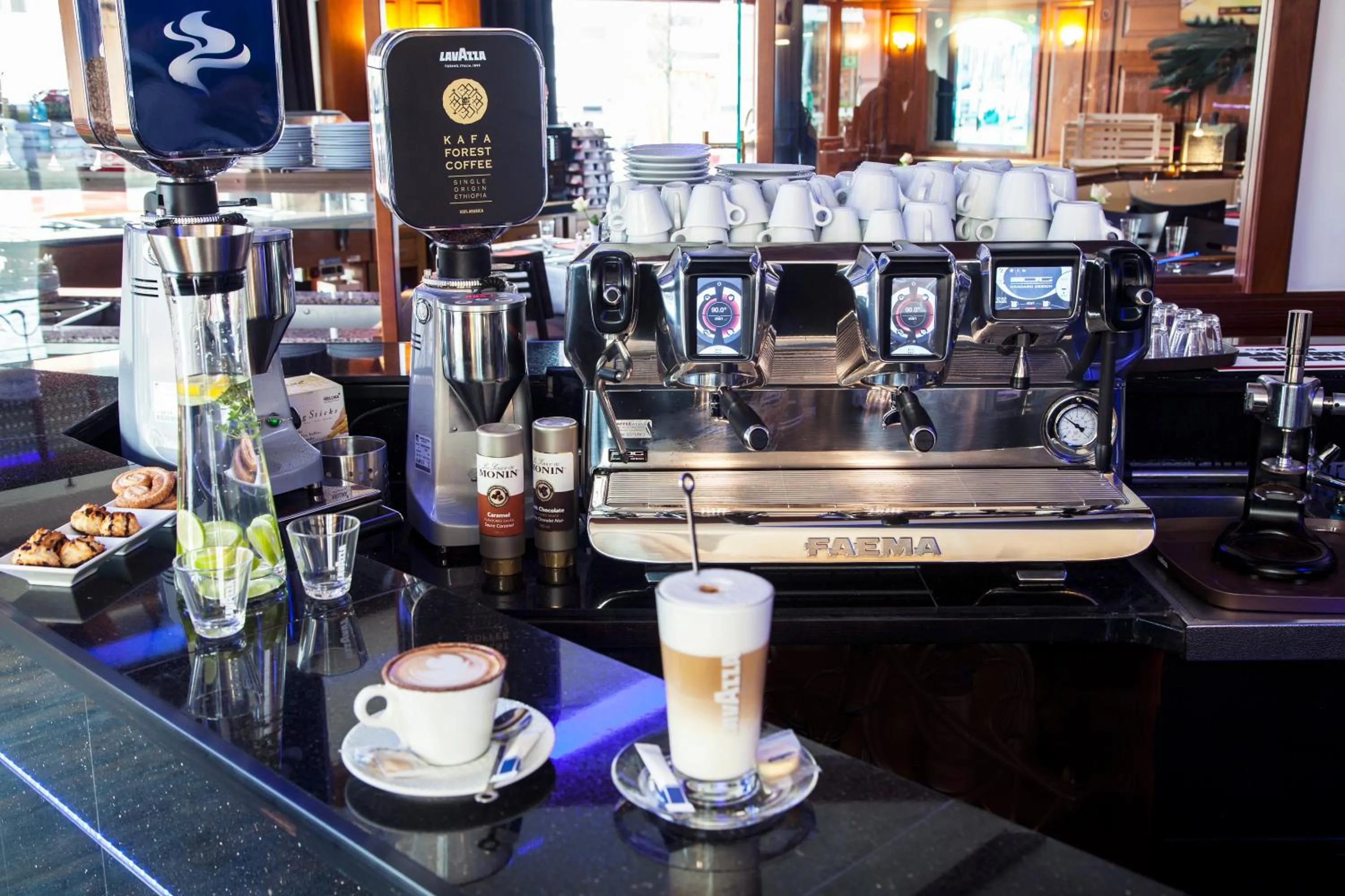 Lounge or bar in Hotel Specht by Trotmannia