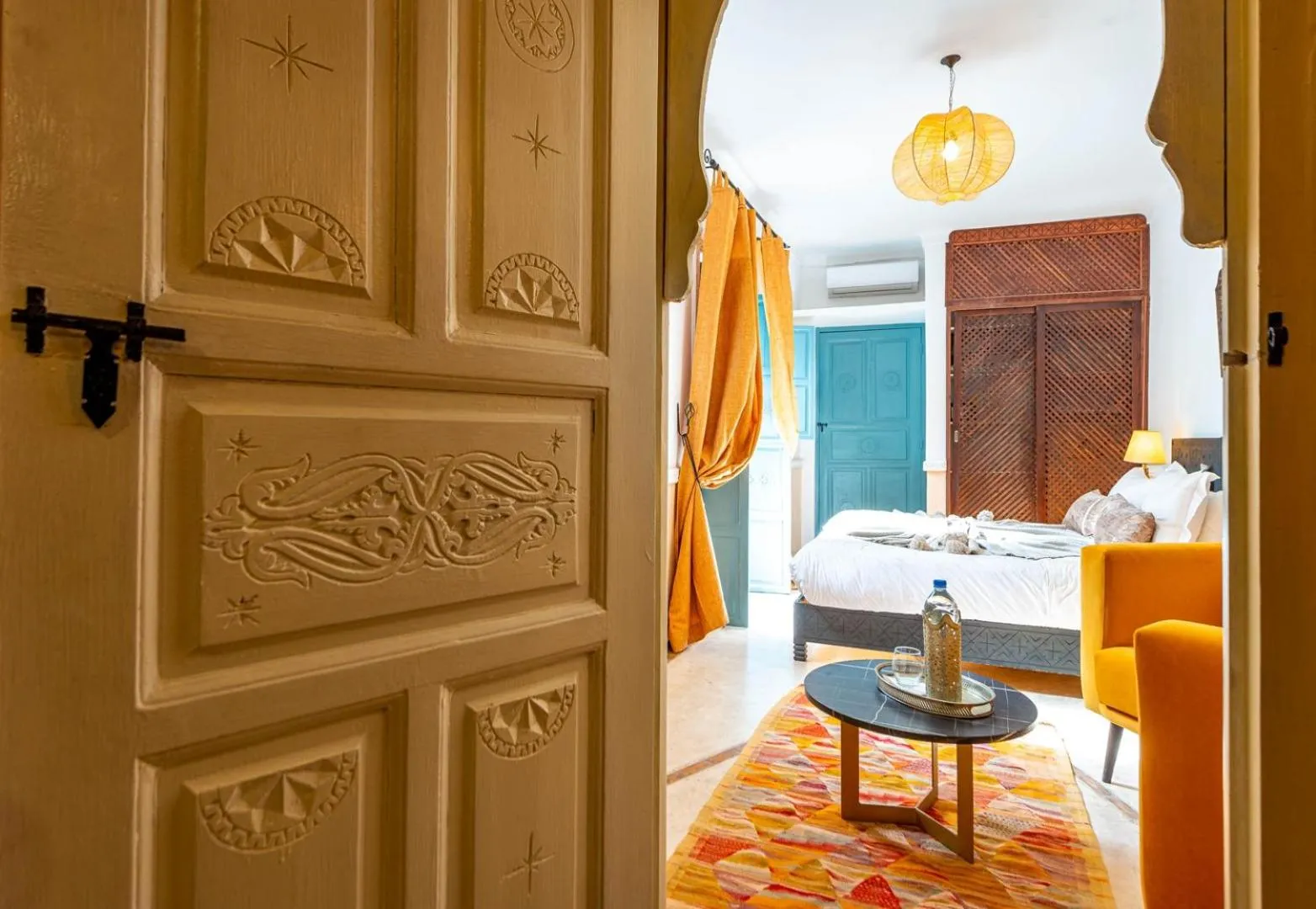 Seating area in Riad L'orange Bleue