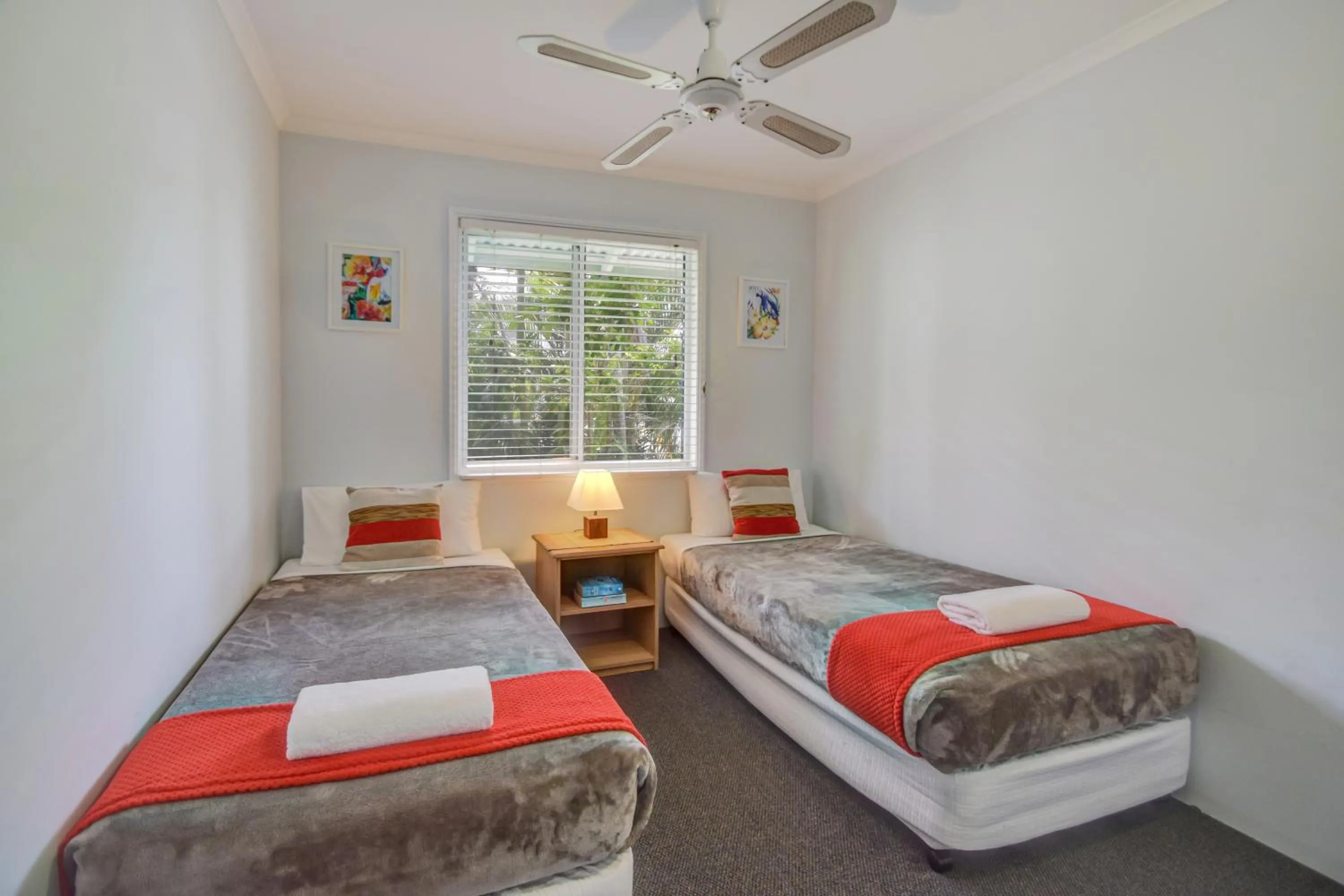 Bedroom, Bed in Coco Bay Resort