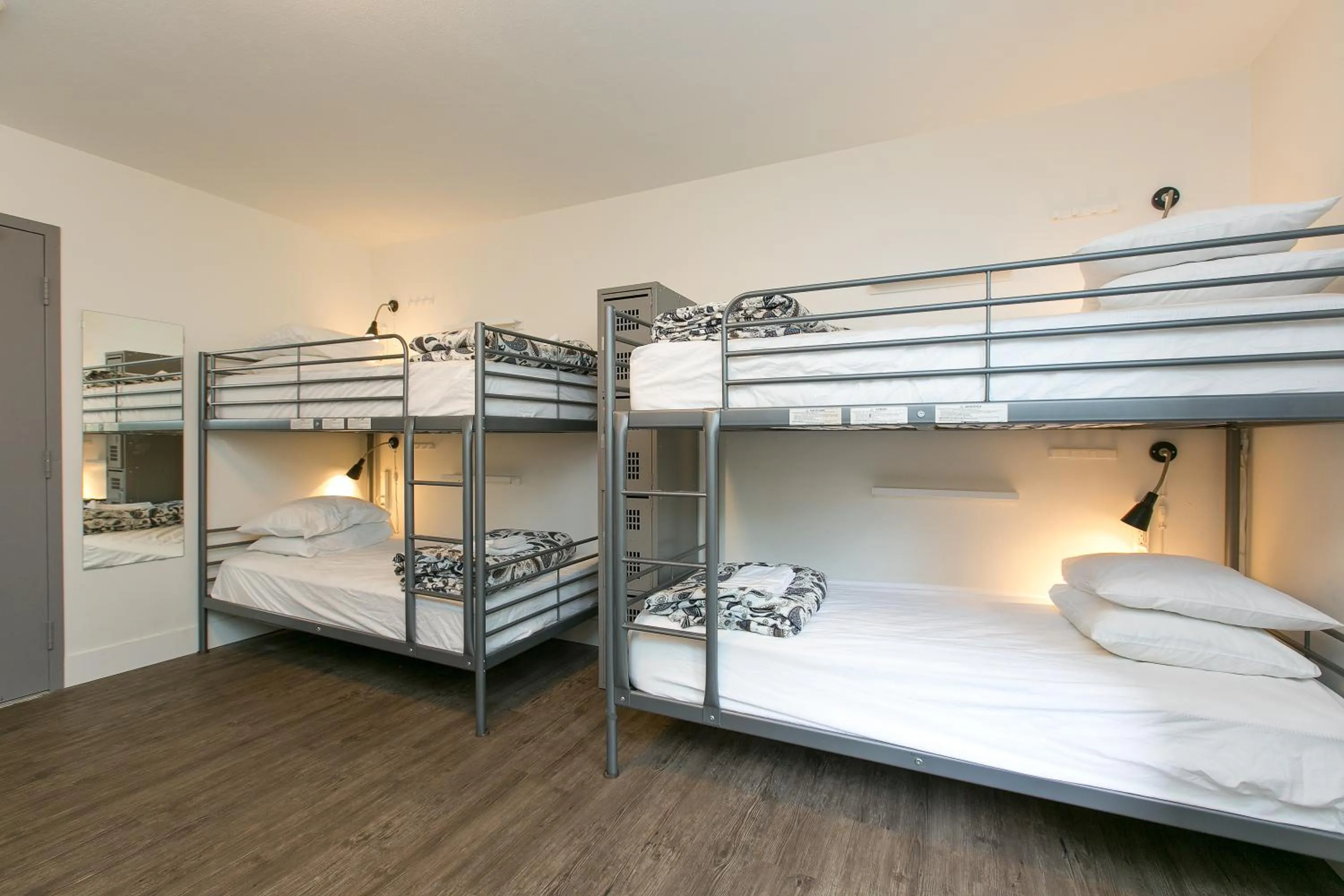 bunk bed, Bed in Samesun Kelowna