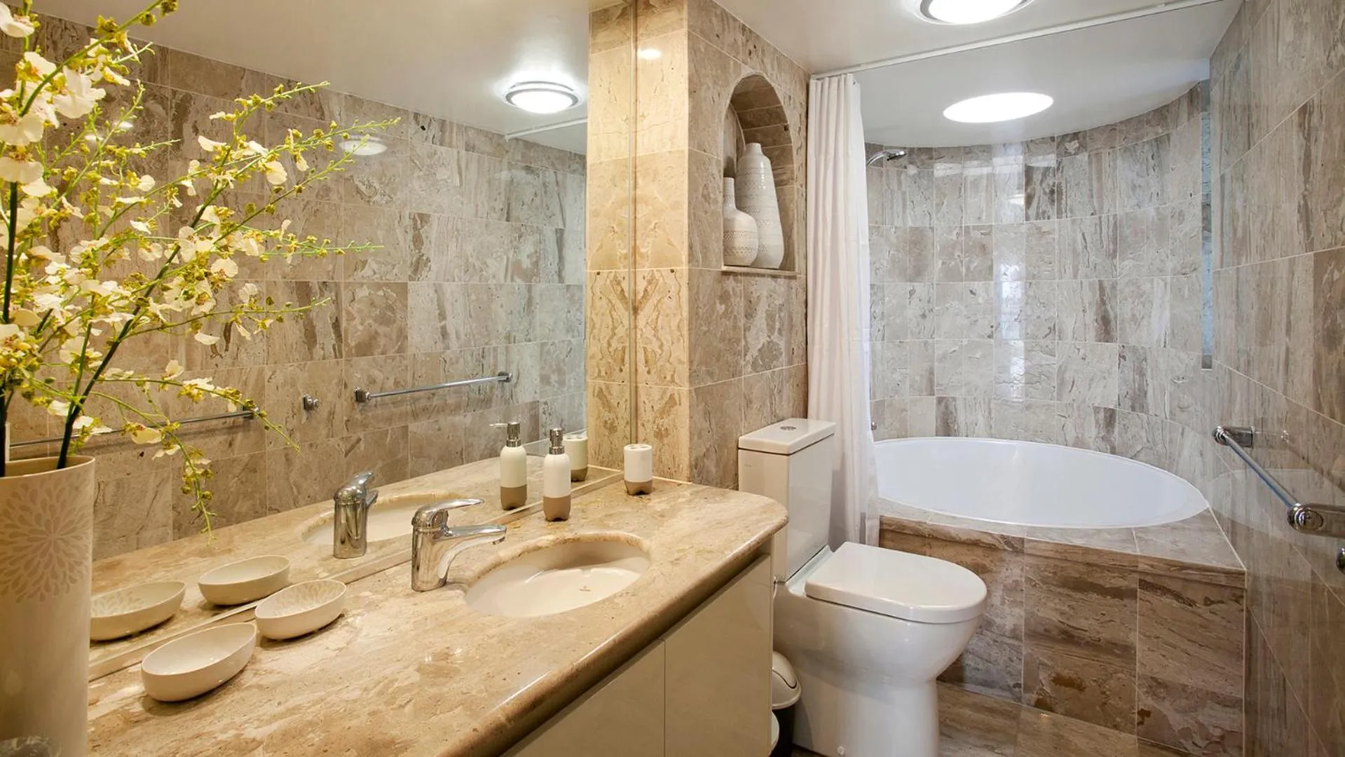 Noosa Pacific Resort