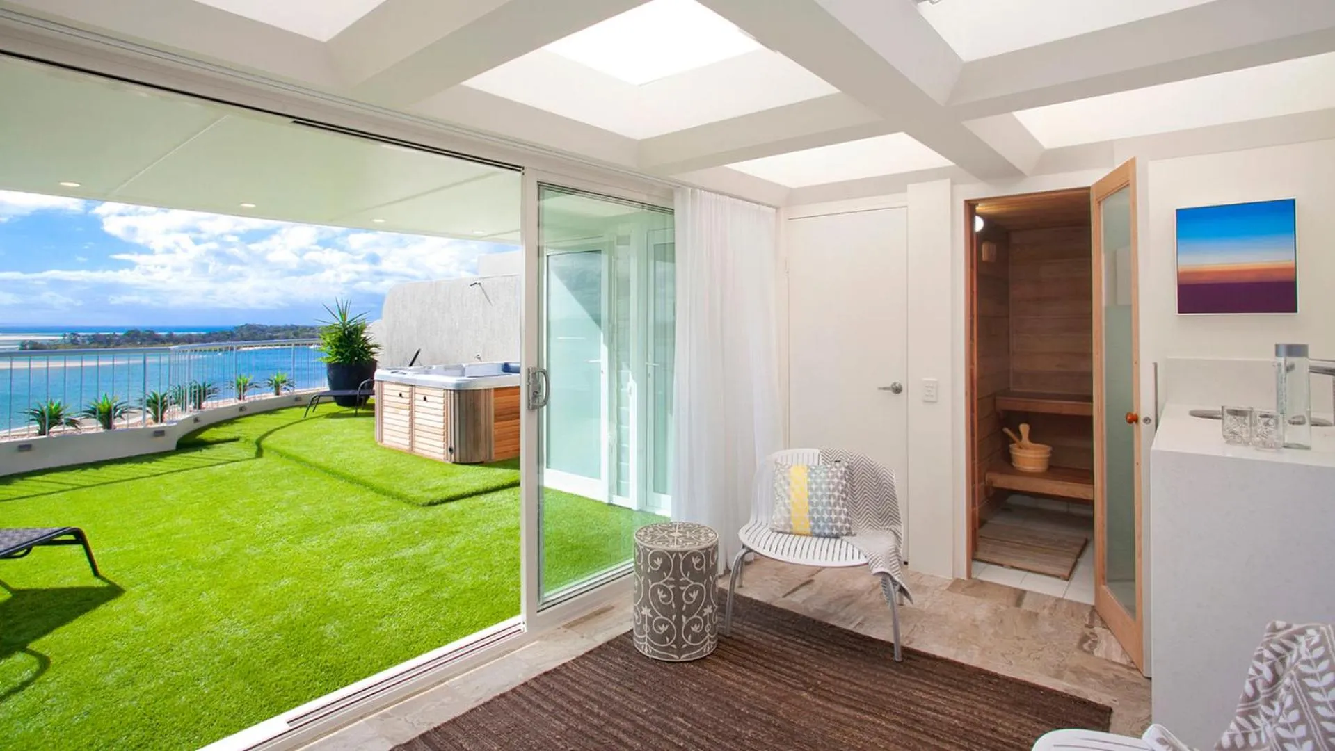 Noosa Pacific Resort