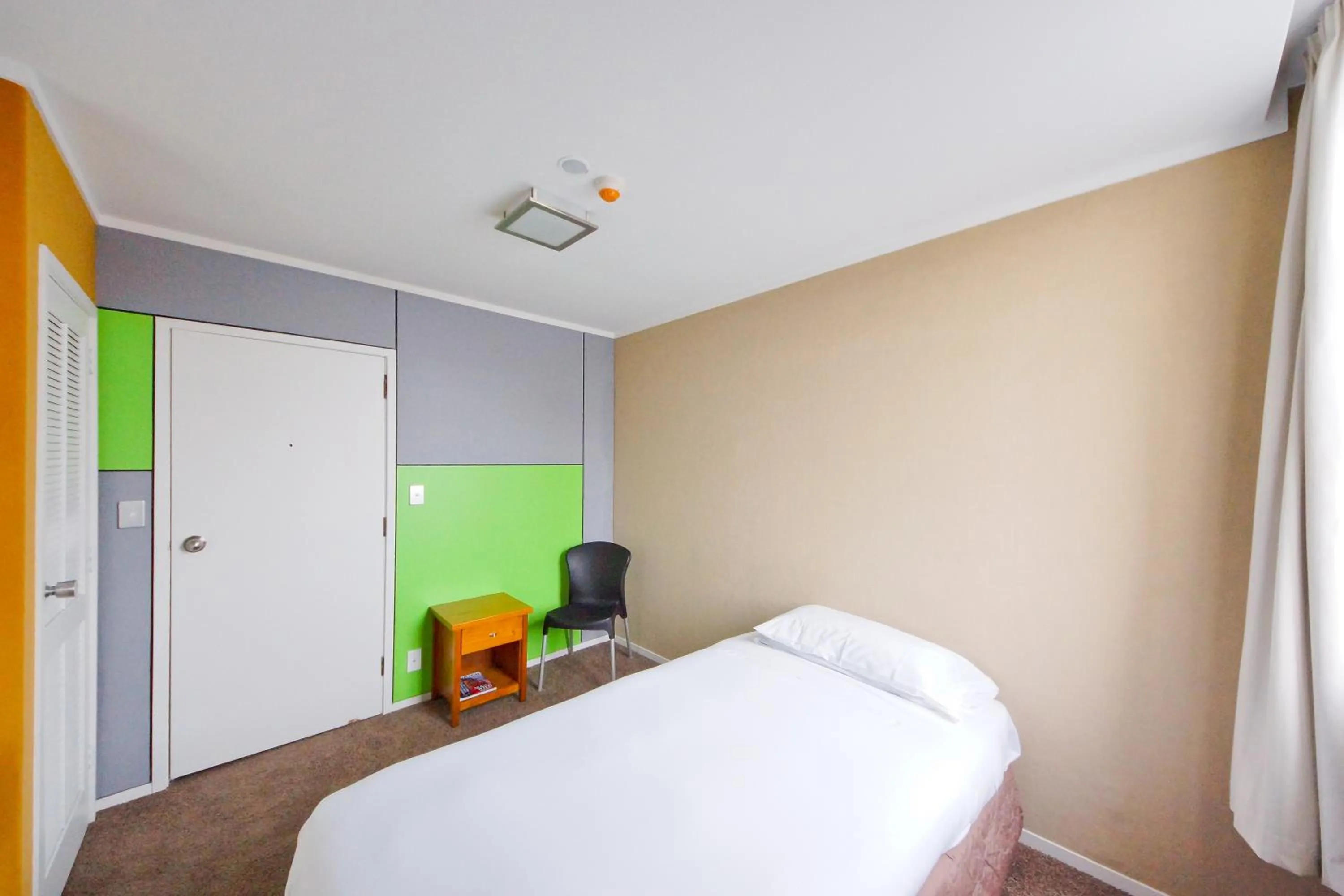 Standard Single Room in The Grosvenor Hotel