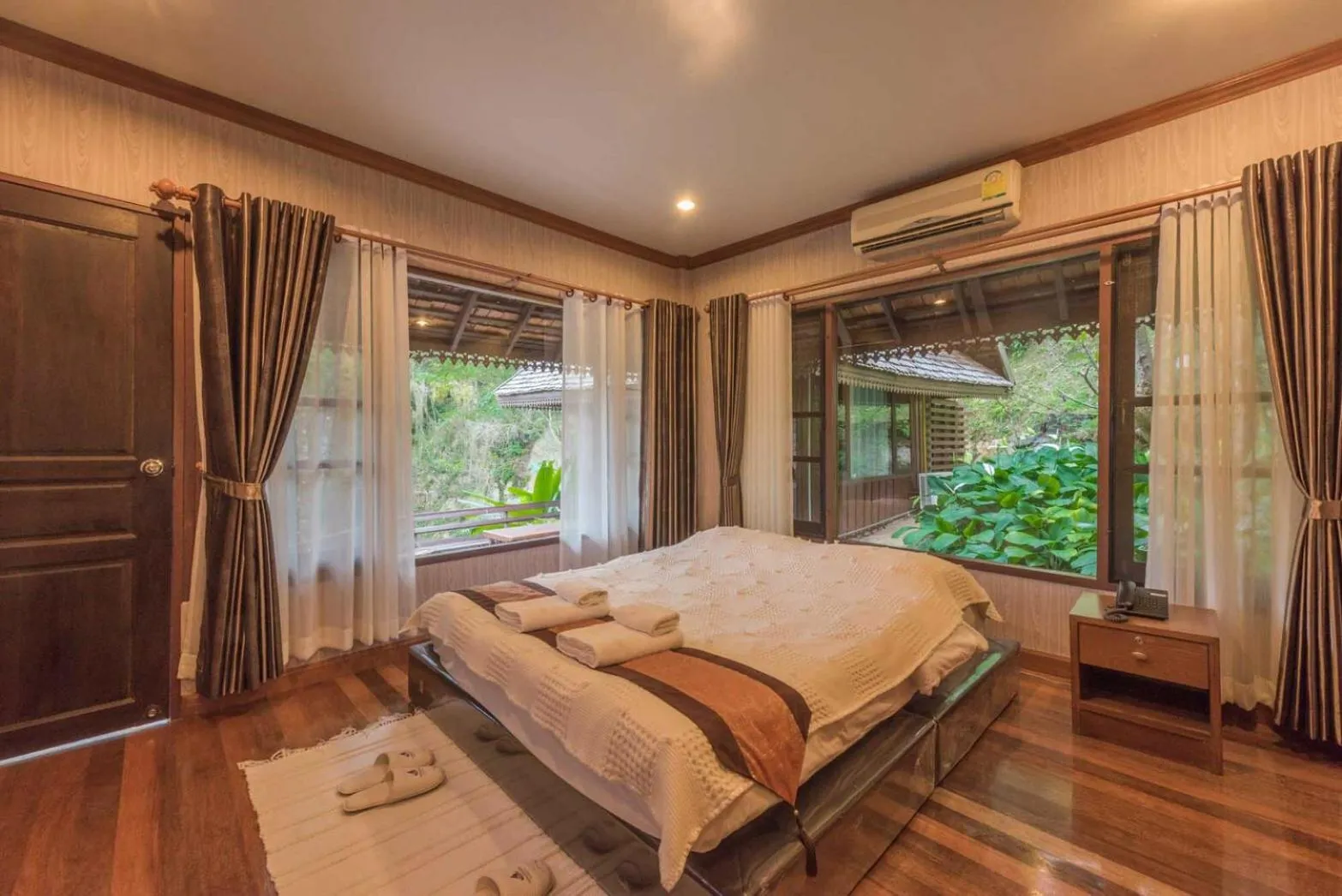 Bed in J Valley Resort