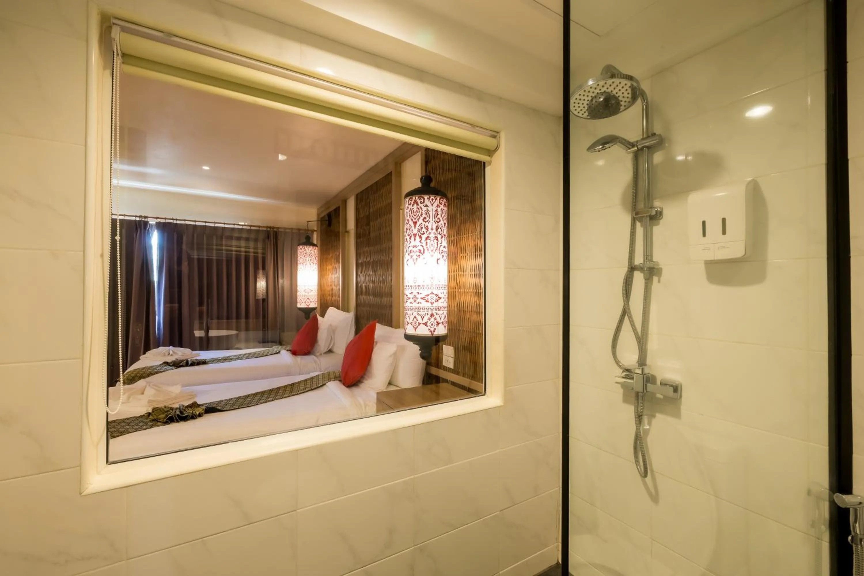 Property building, Bed in Nak Nakara Hotel