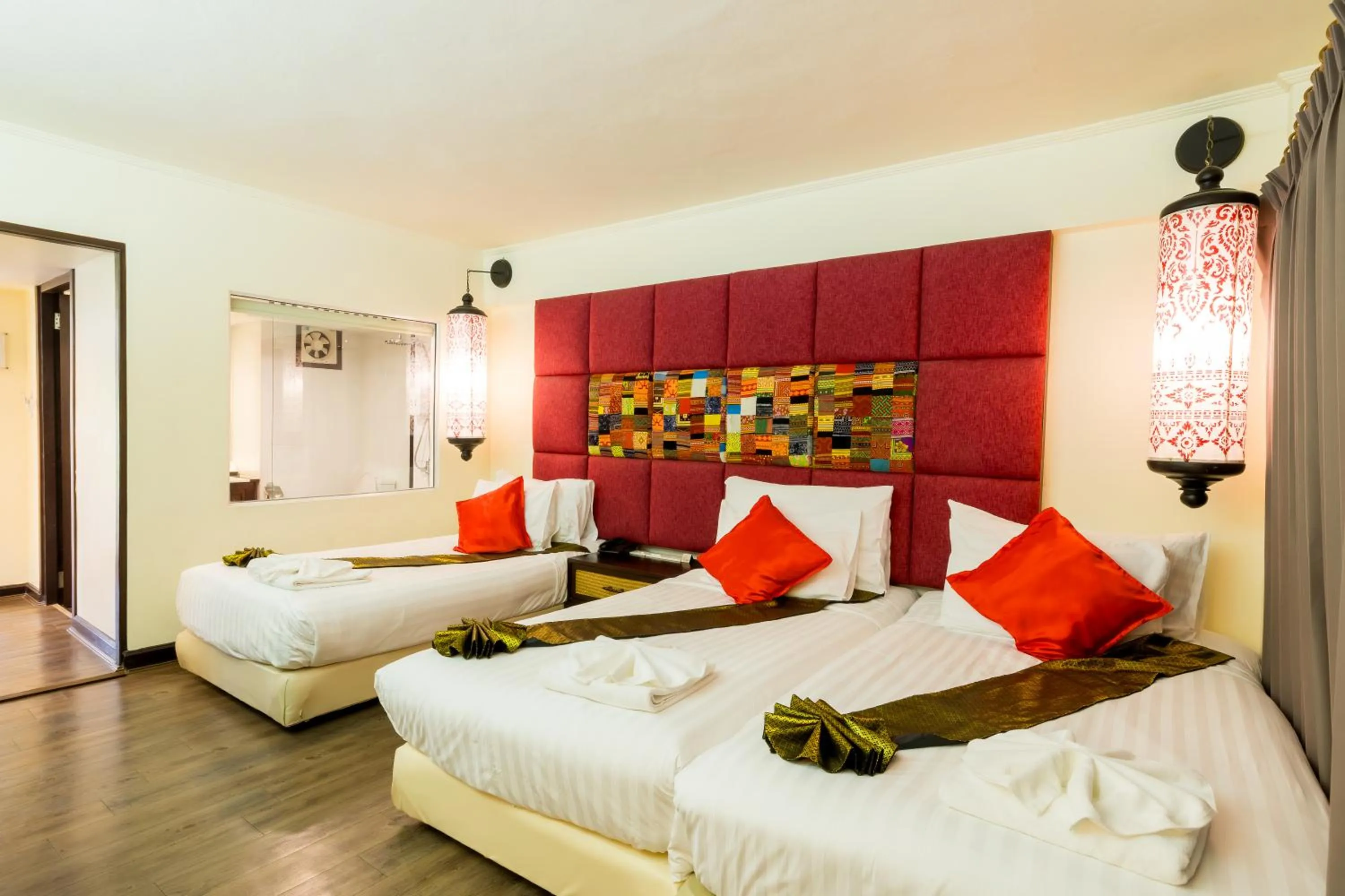 Property building, Bed in Nak Nakara Hotel
