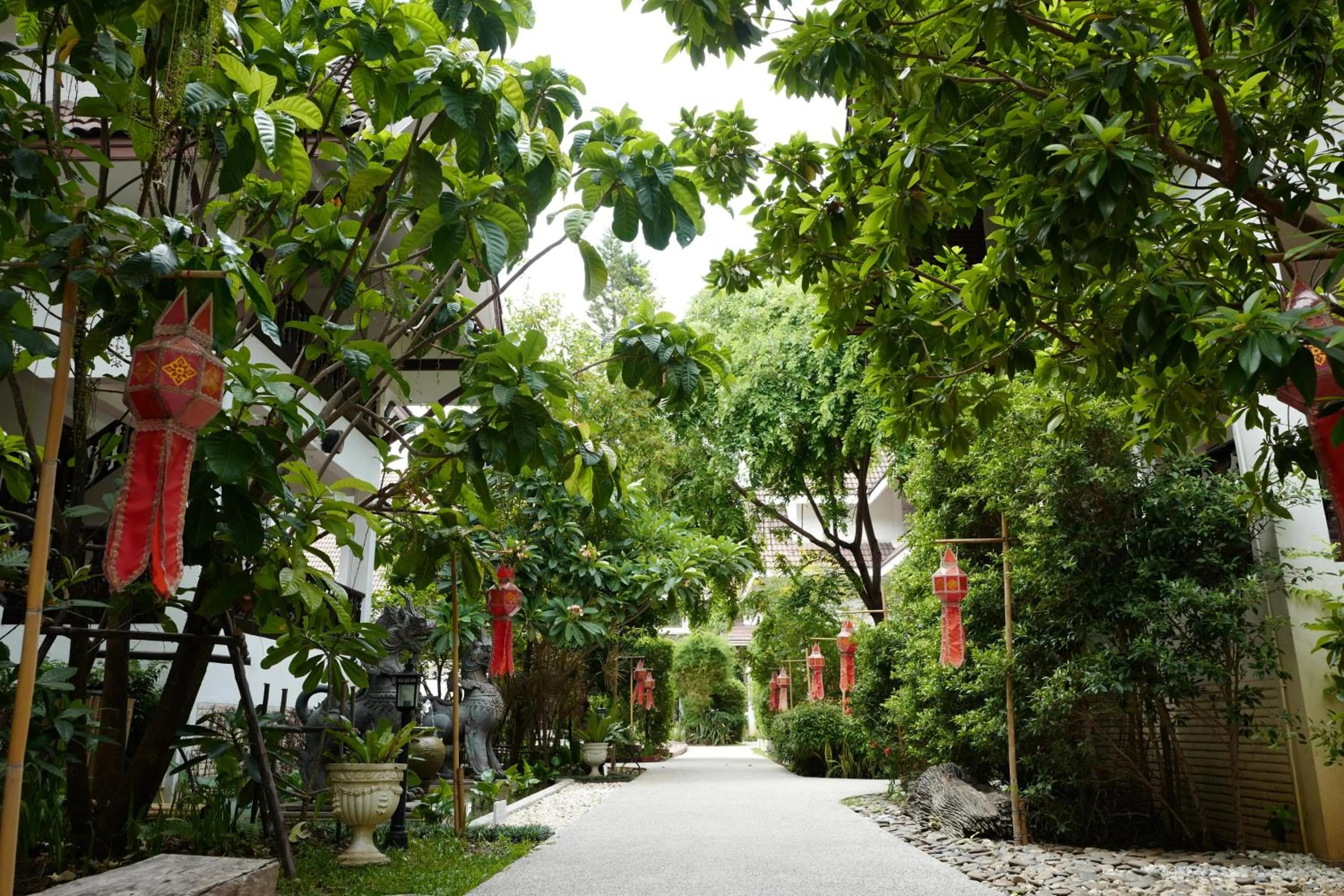 Garden in Nak Nakara Hotel