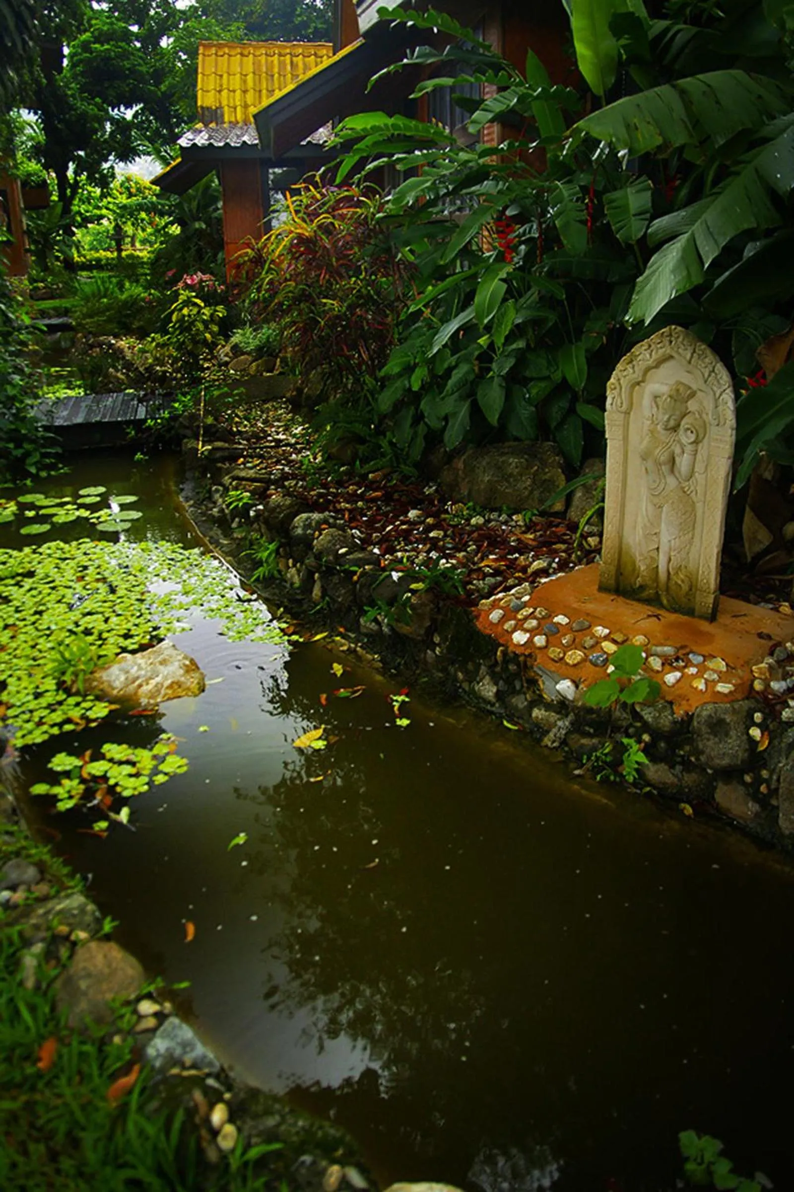 Area and facilities in Areeya Phuree Resort Thaton