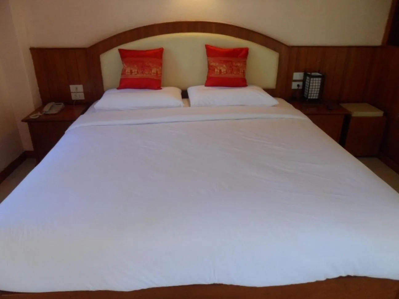 Bed in Baan Rom Mai