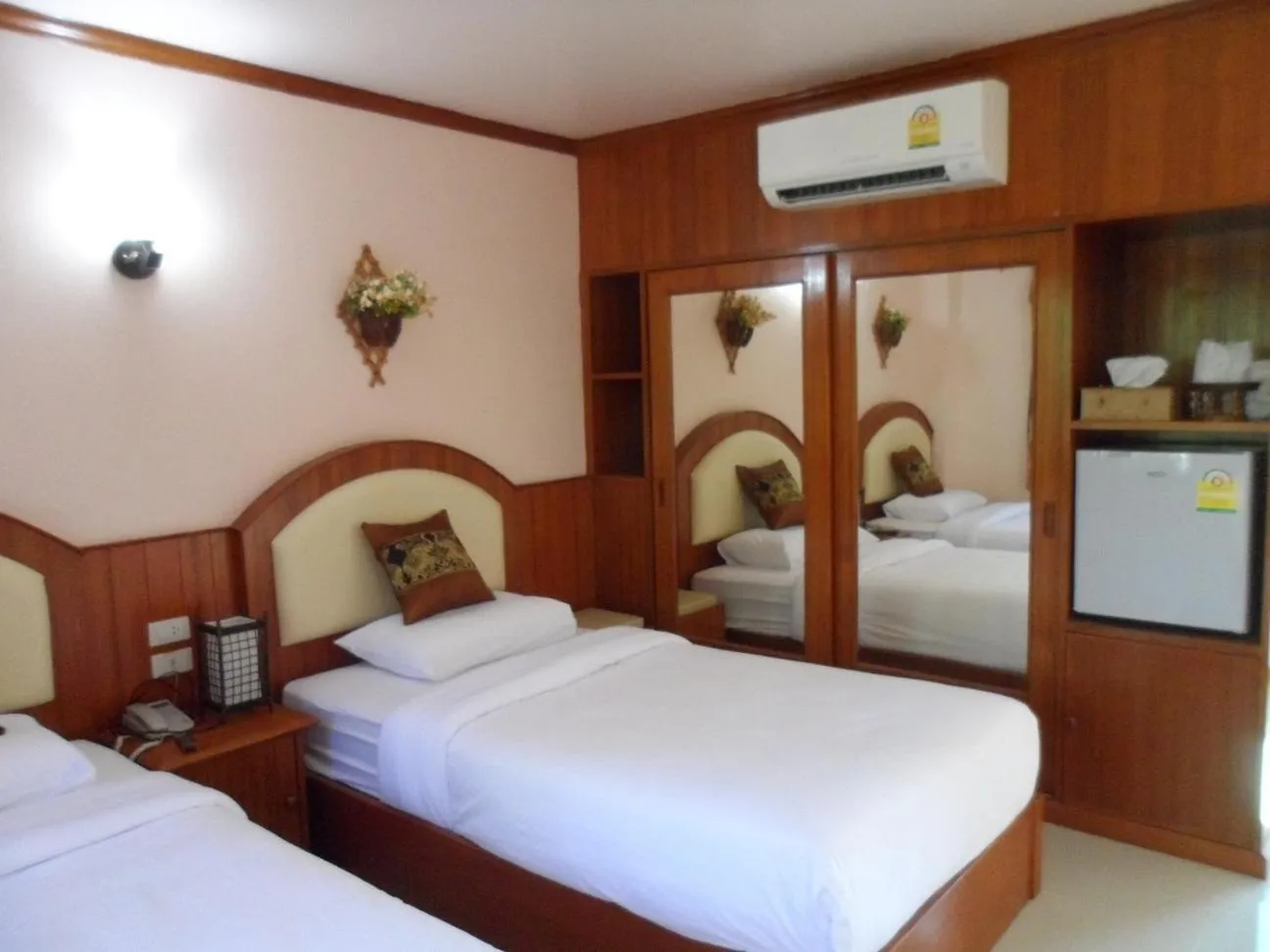 Bedroom, Bed in Baan Rom Mai