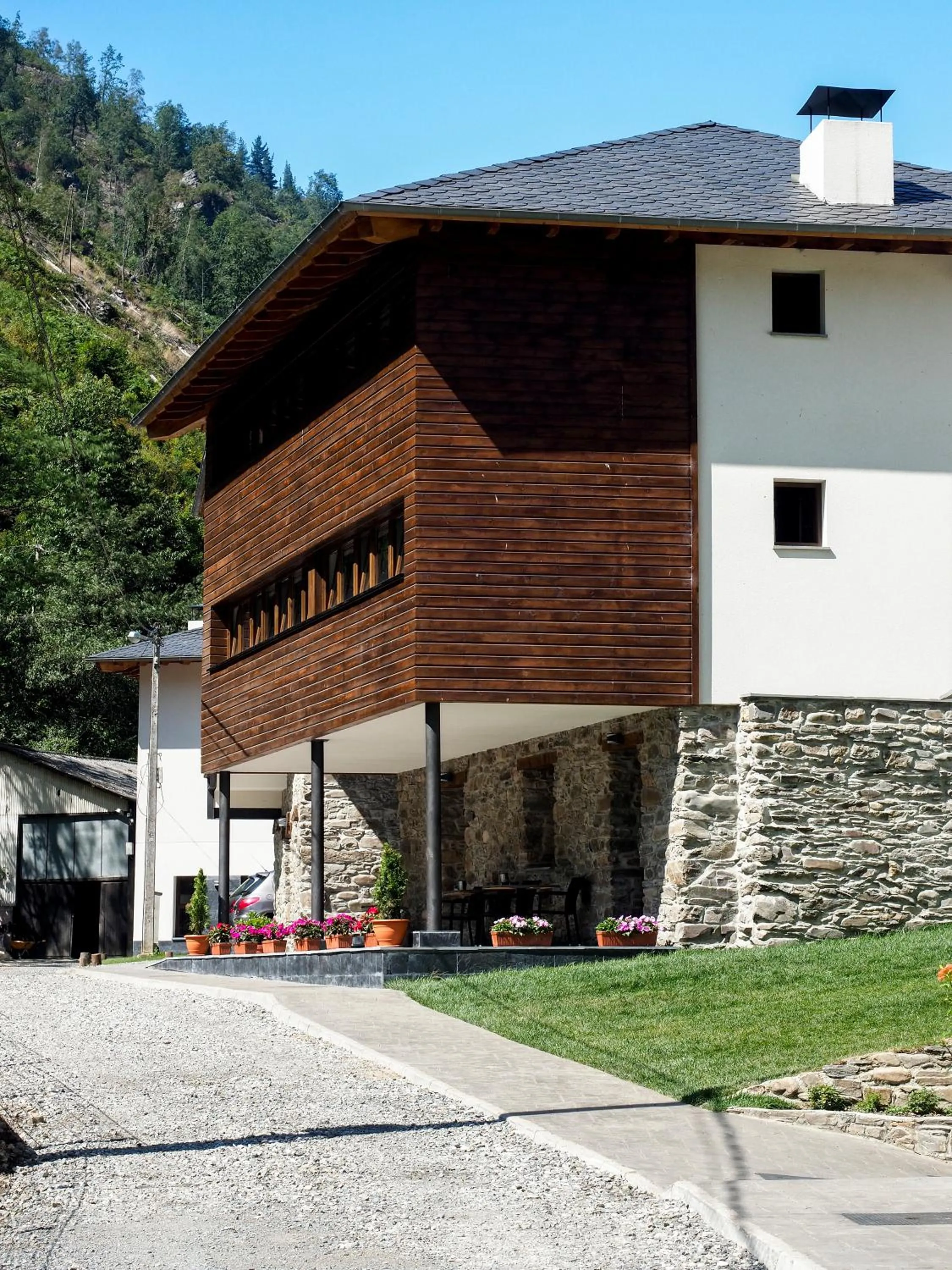 Shower in Hotel Rural Las Montañas de Pumar