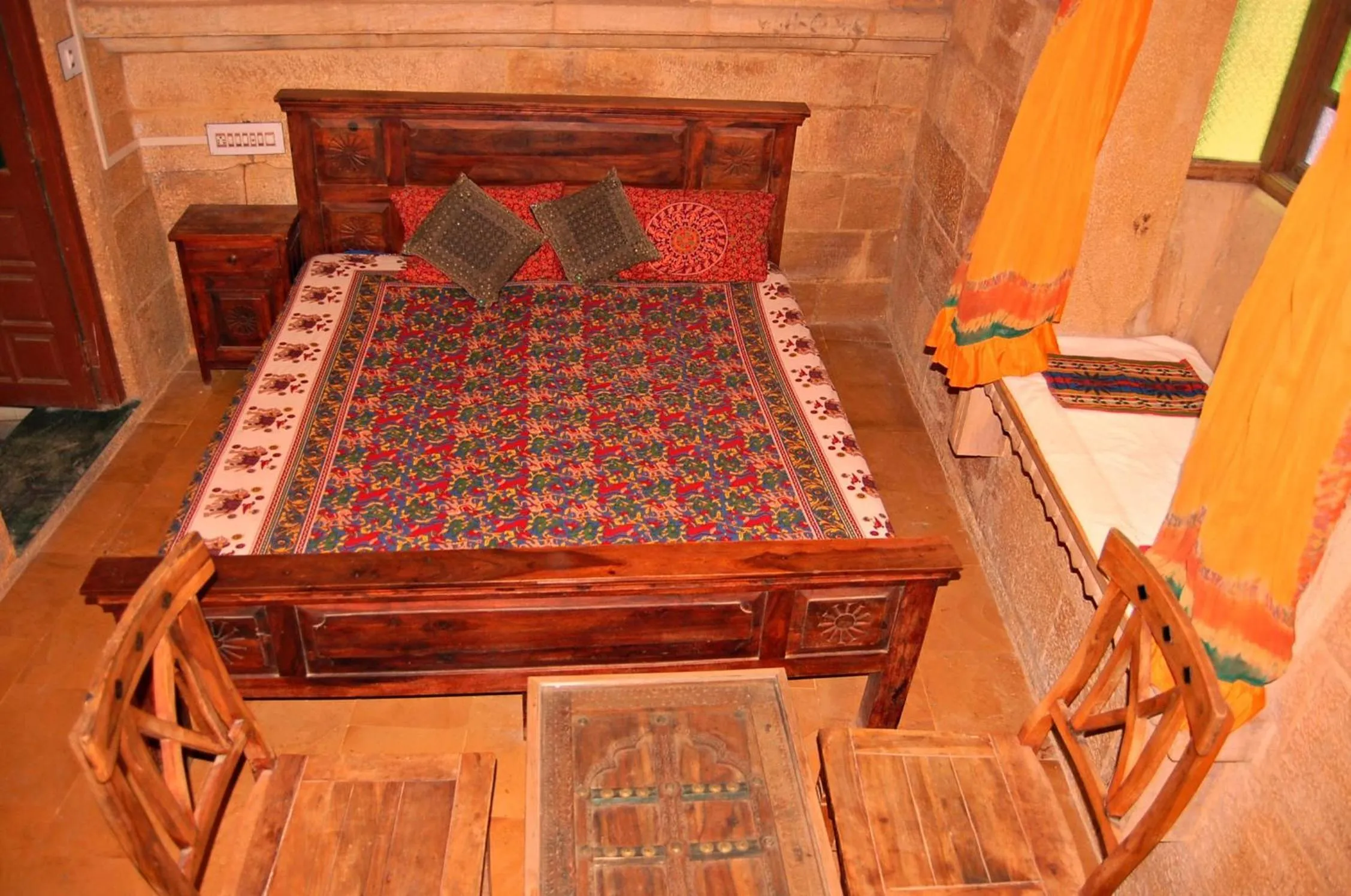 Bed in Hotel Deep Mahal