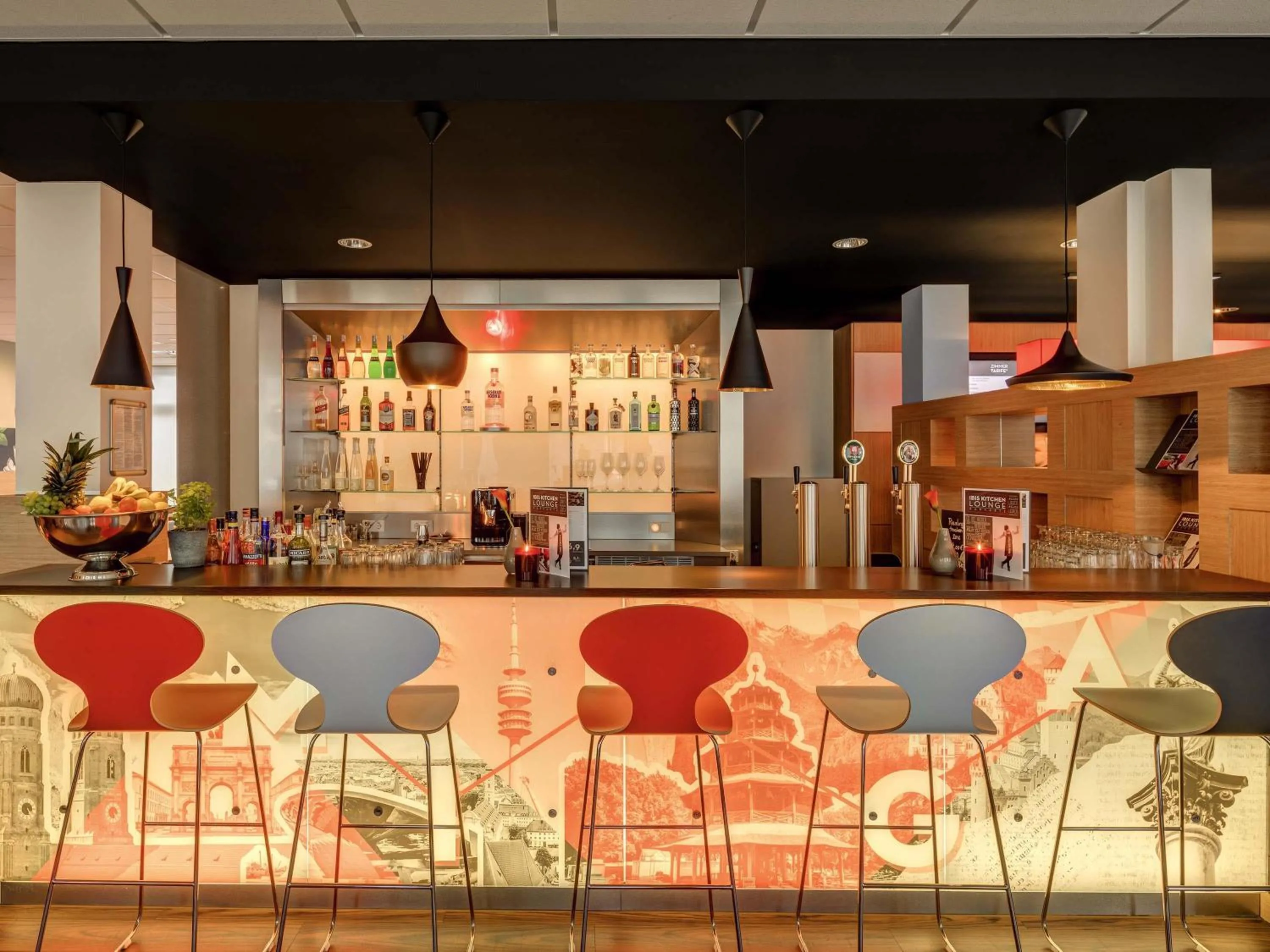Lounge or bar in ibis München City Süd
