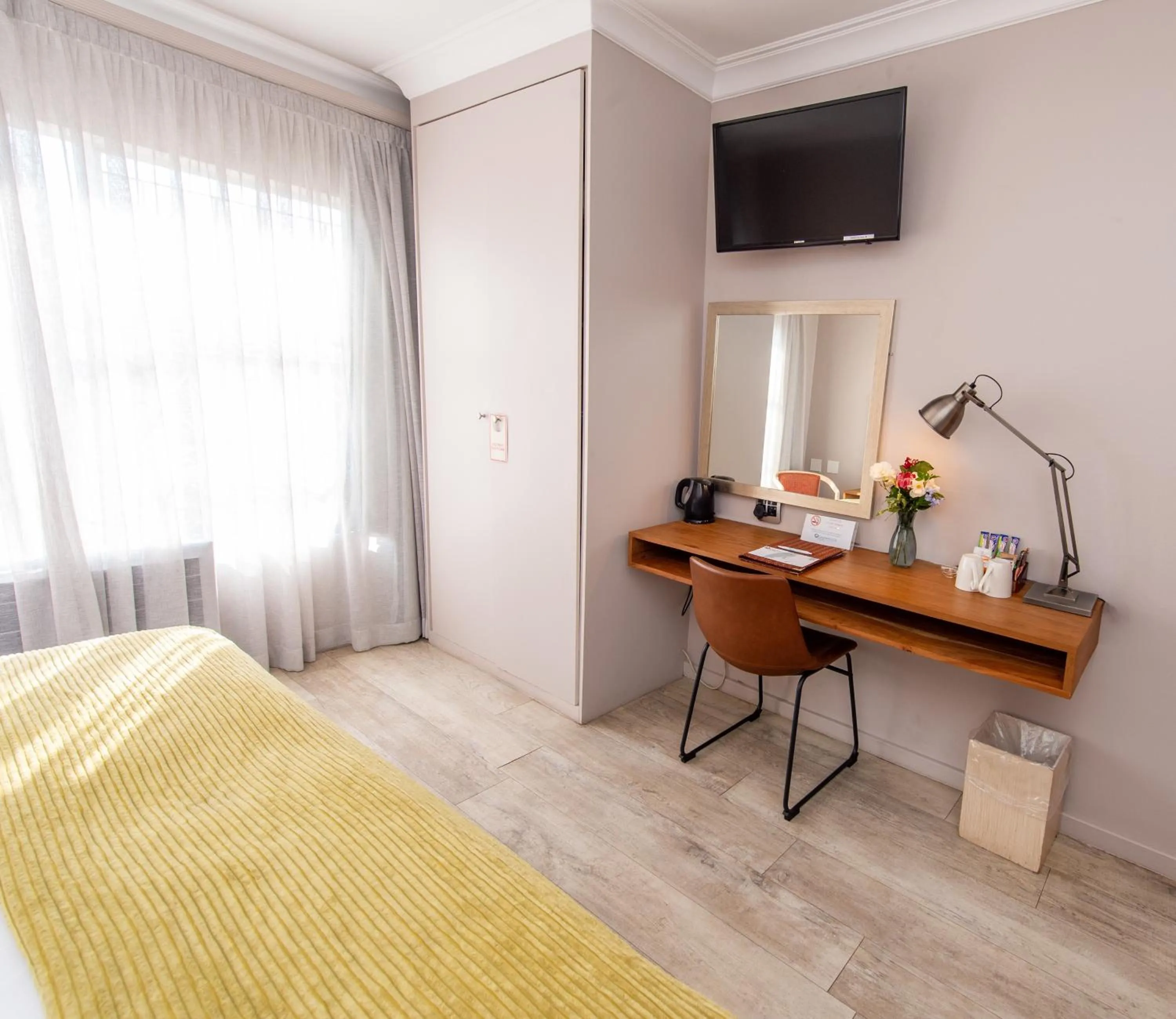 TV and multimedia, Bed in CedarWoods of Sandton