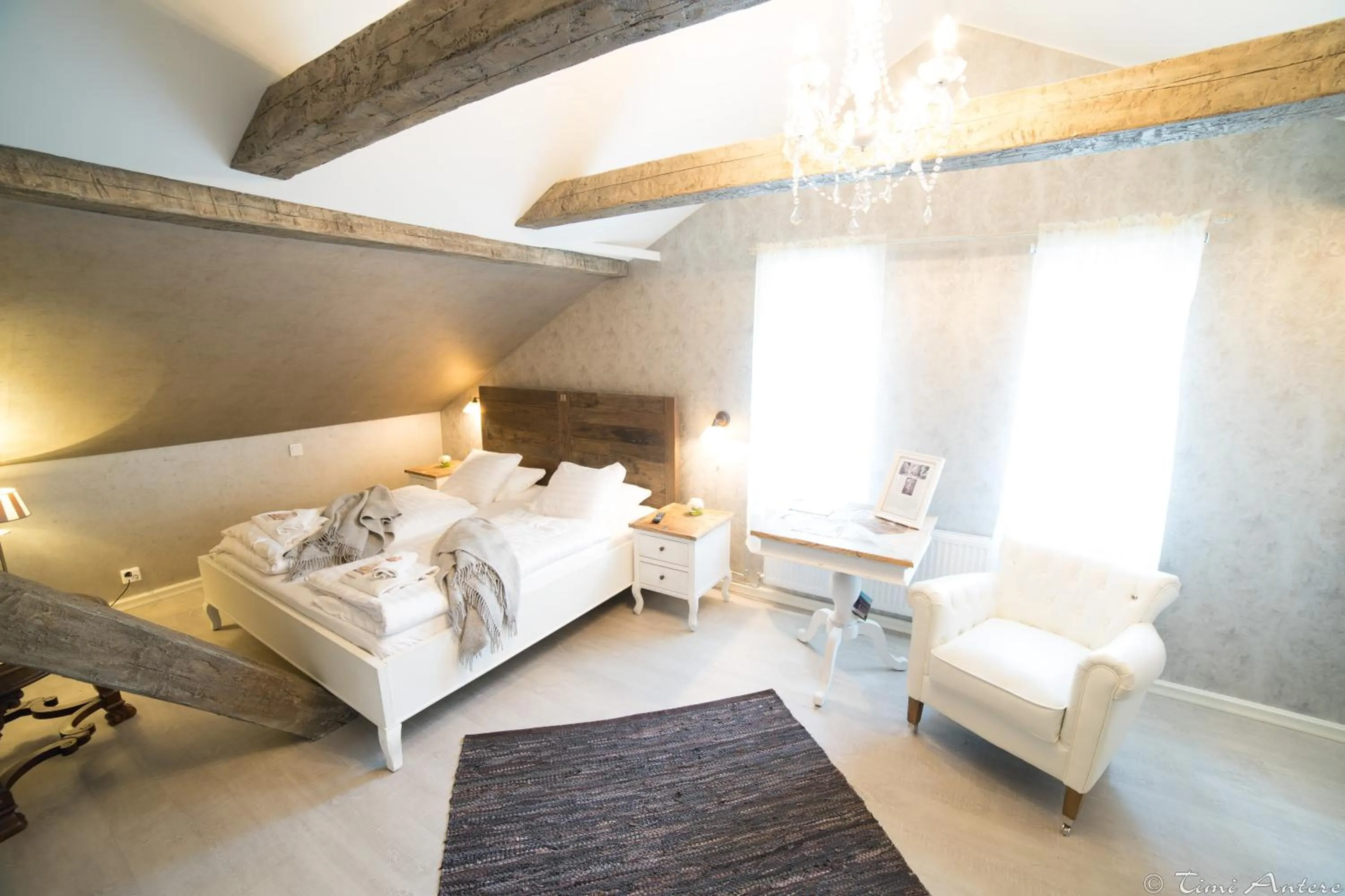 Photo of the whole room, Bed in Vaihmalan Hovi