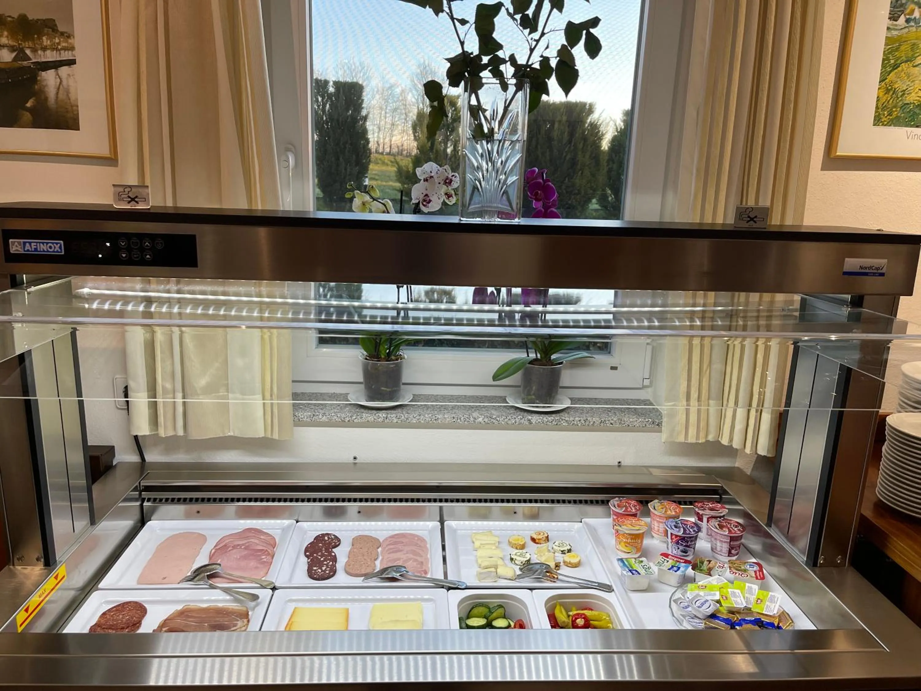 Buffet breakfast in Land-gut-Hotel am Ring