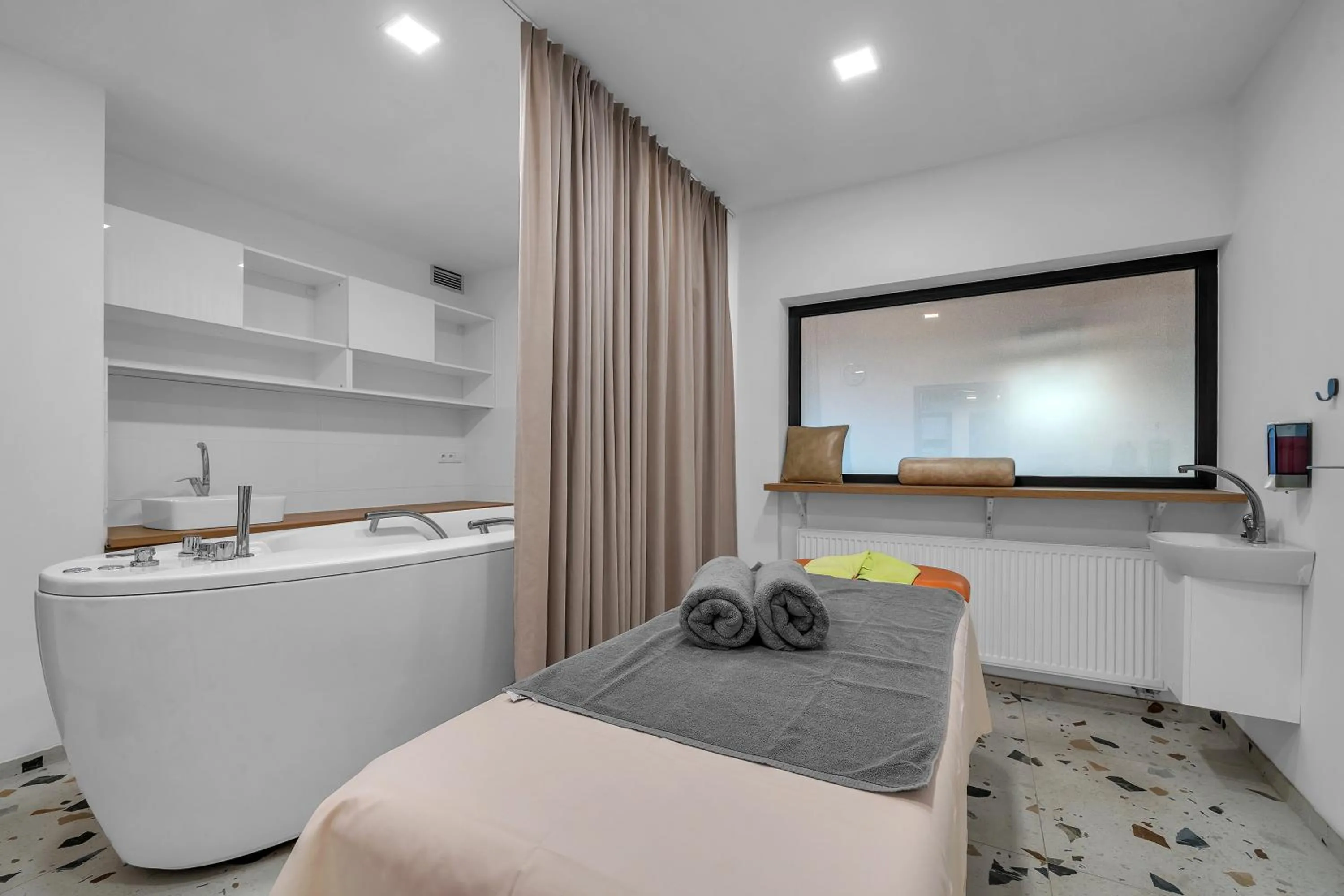Spa and wellness centre/facilities, Bed in Resort Špindl