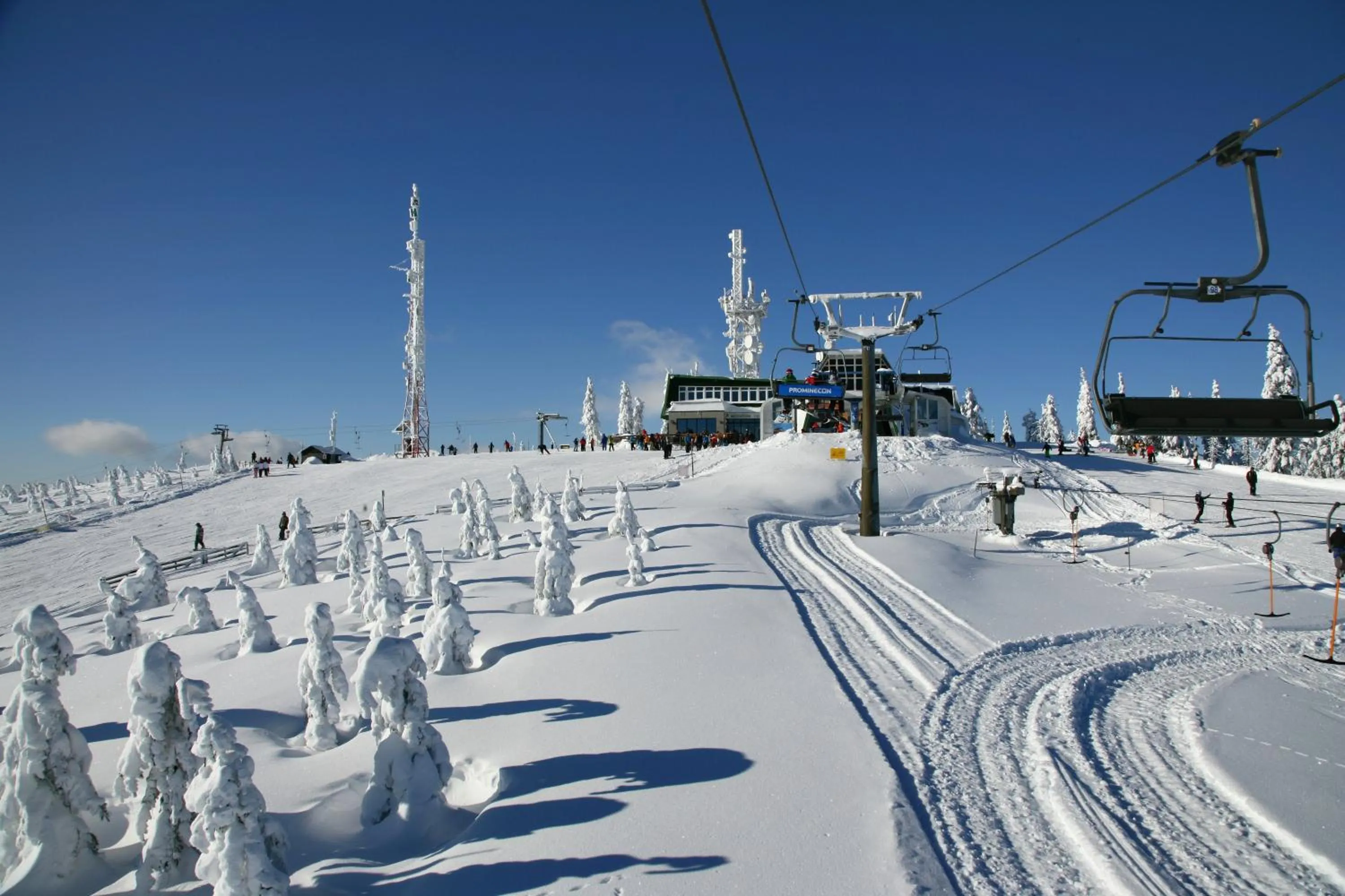Skiing in Aqua Park Špindlerův Mlýn