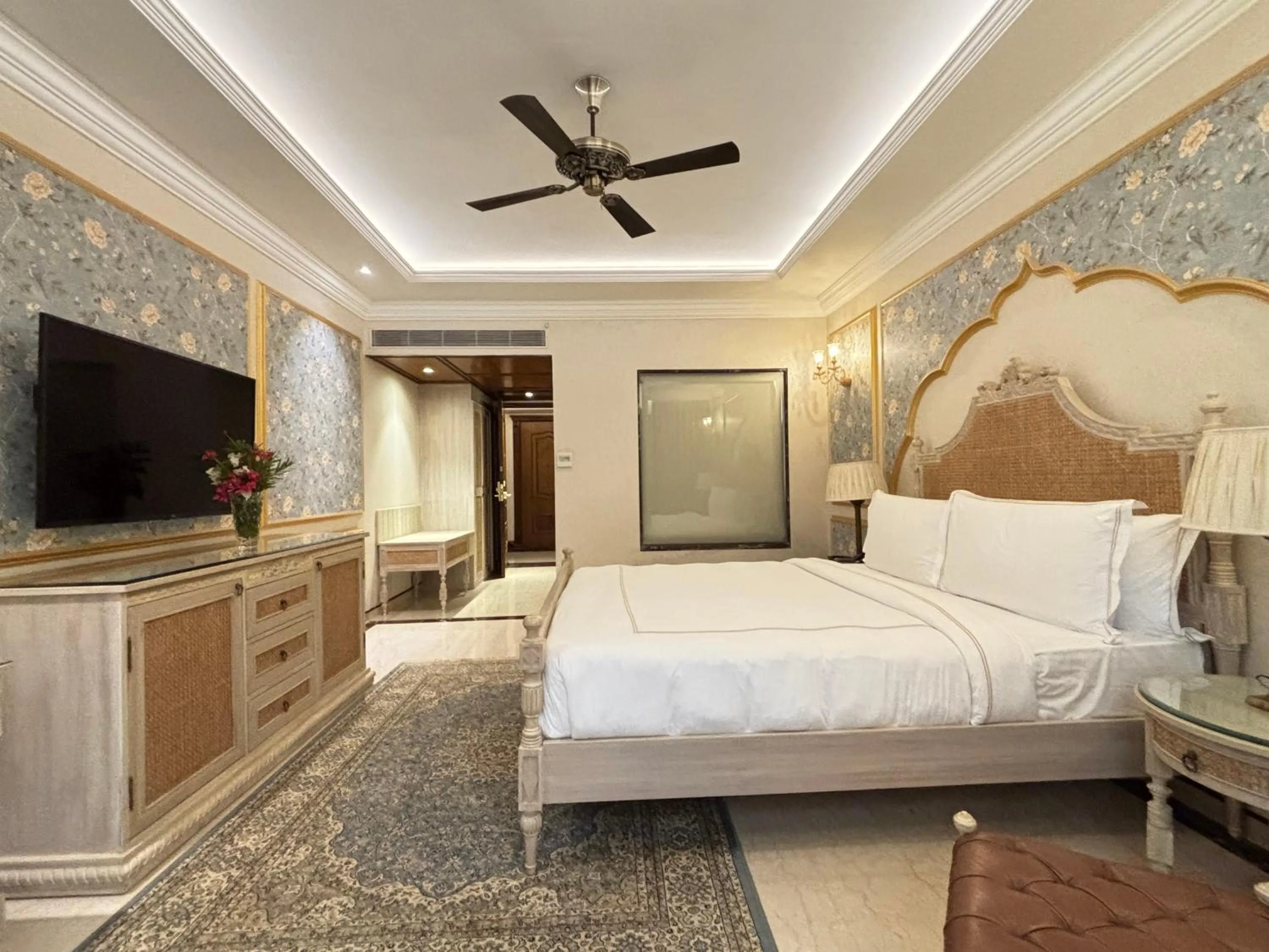 Bedroom, Bed in Fort Rajwada,Jaisalmer