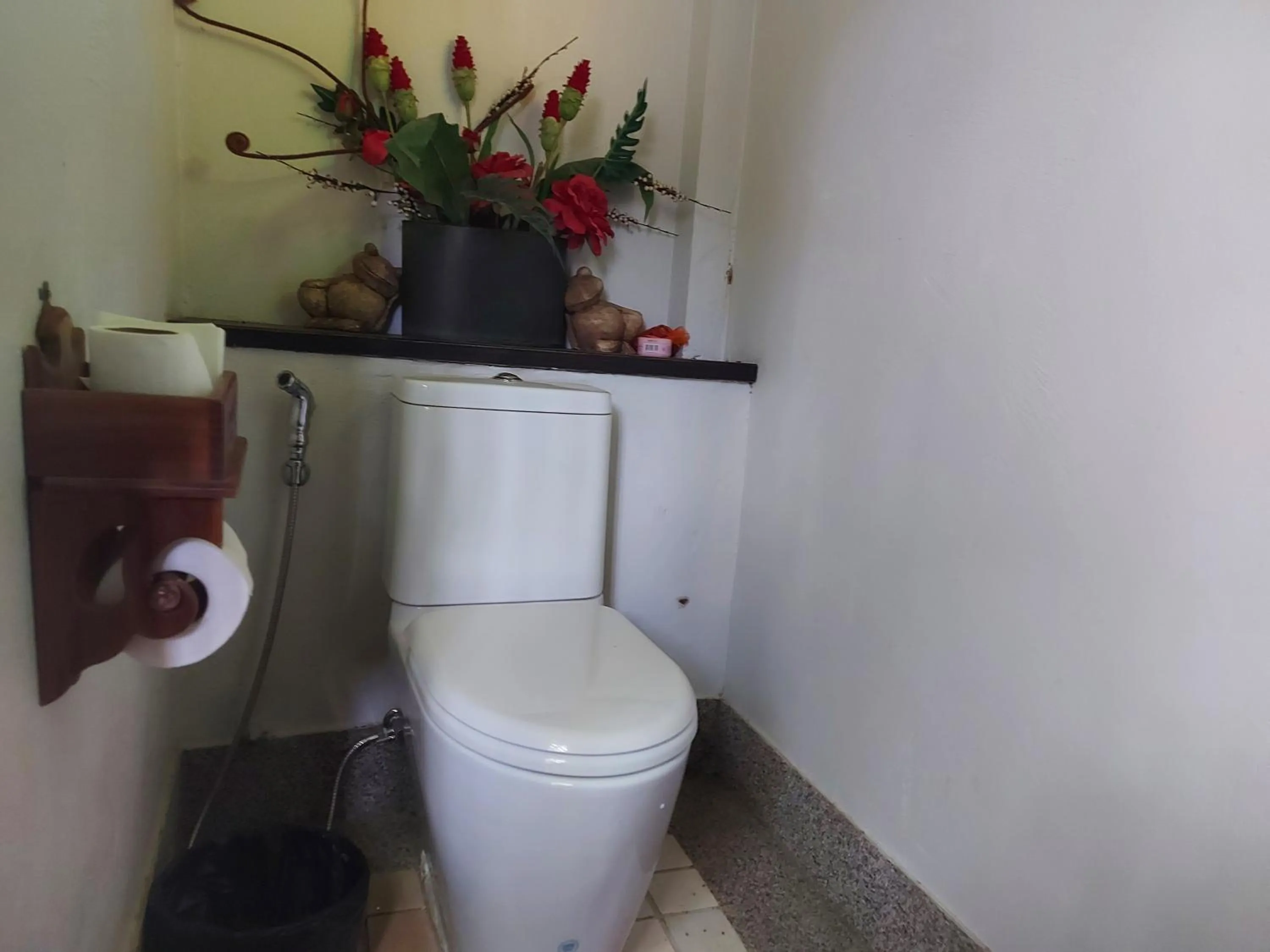 Toilet in Baan Chai Thung Resort