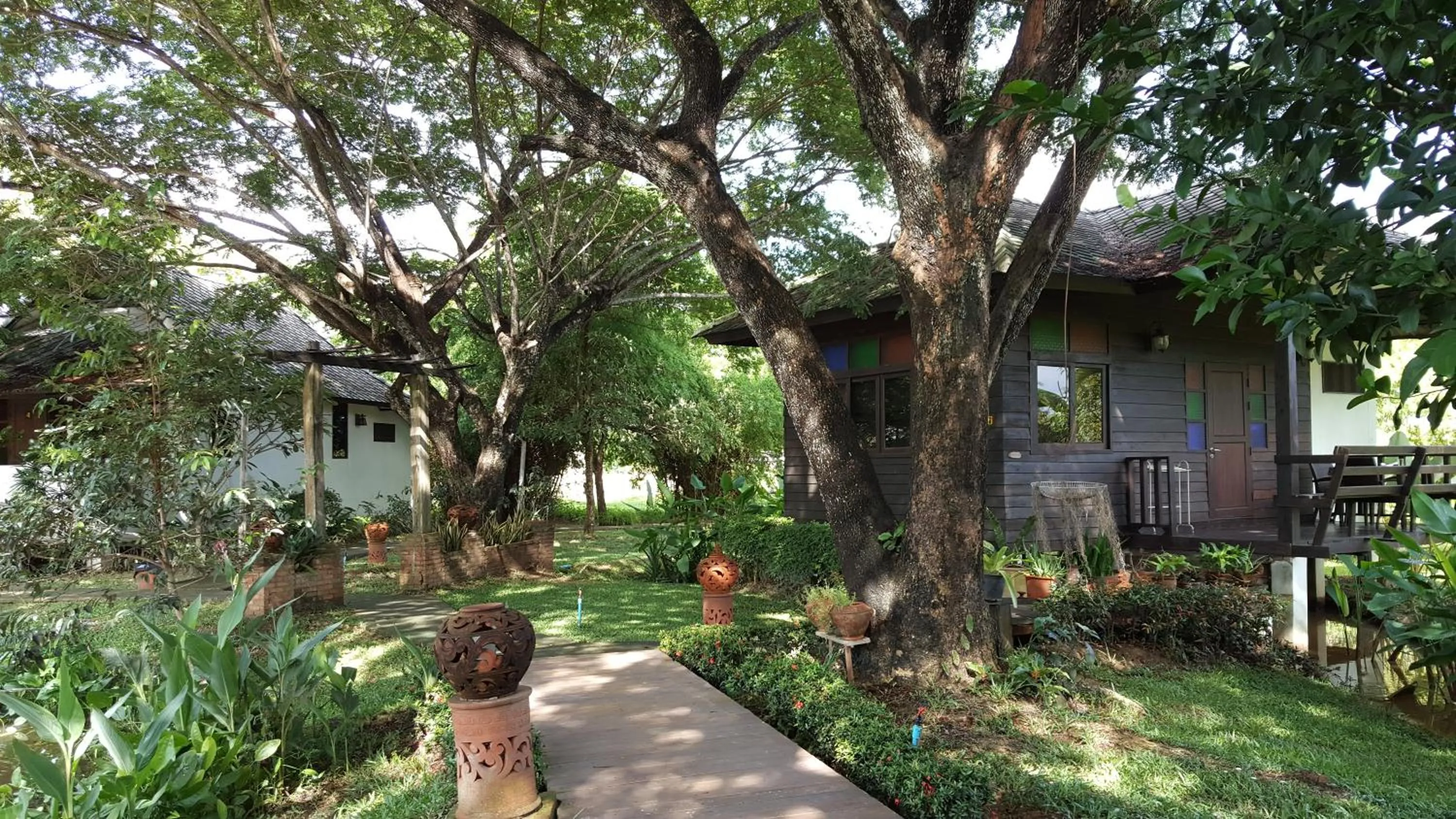 Baan Chai Thung Resort