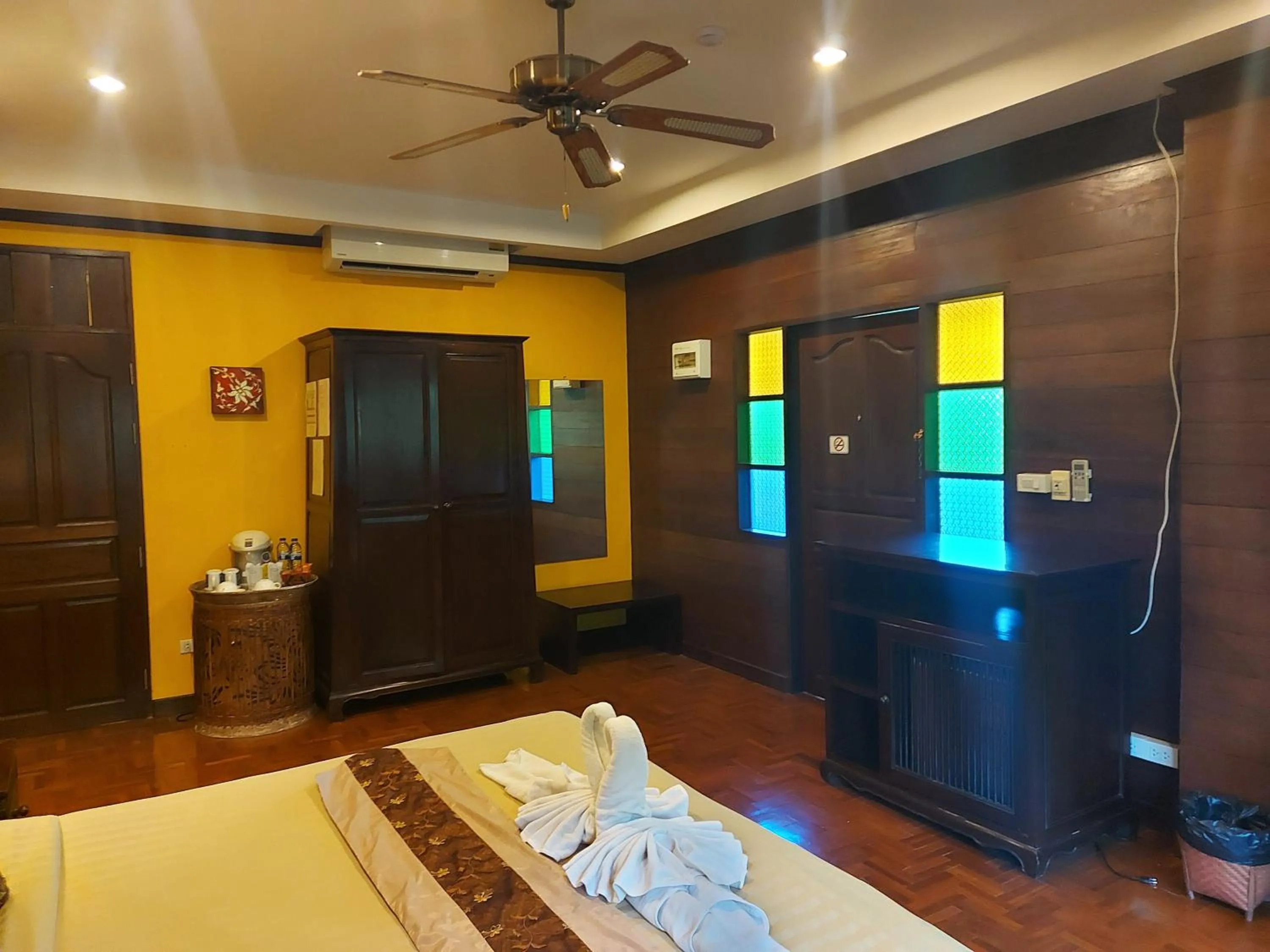 Bed in Baan Chai Thung Resort