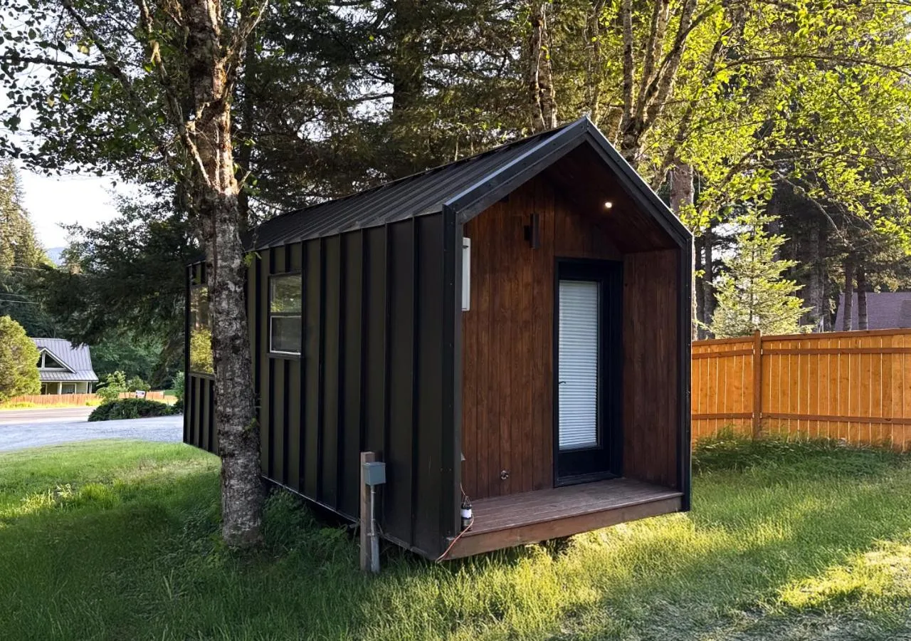 Day in Paradise Village