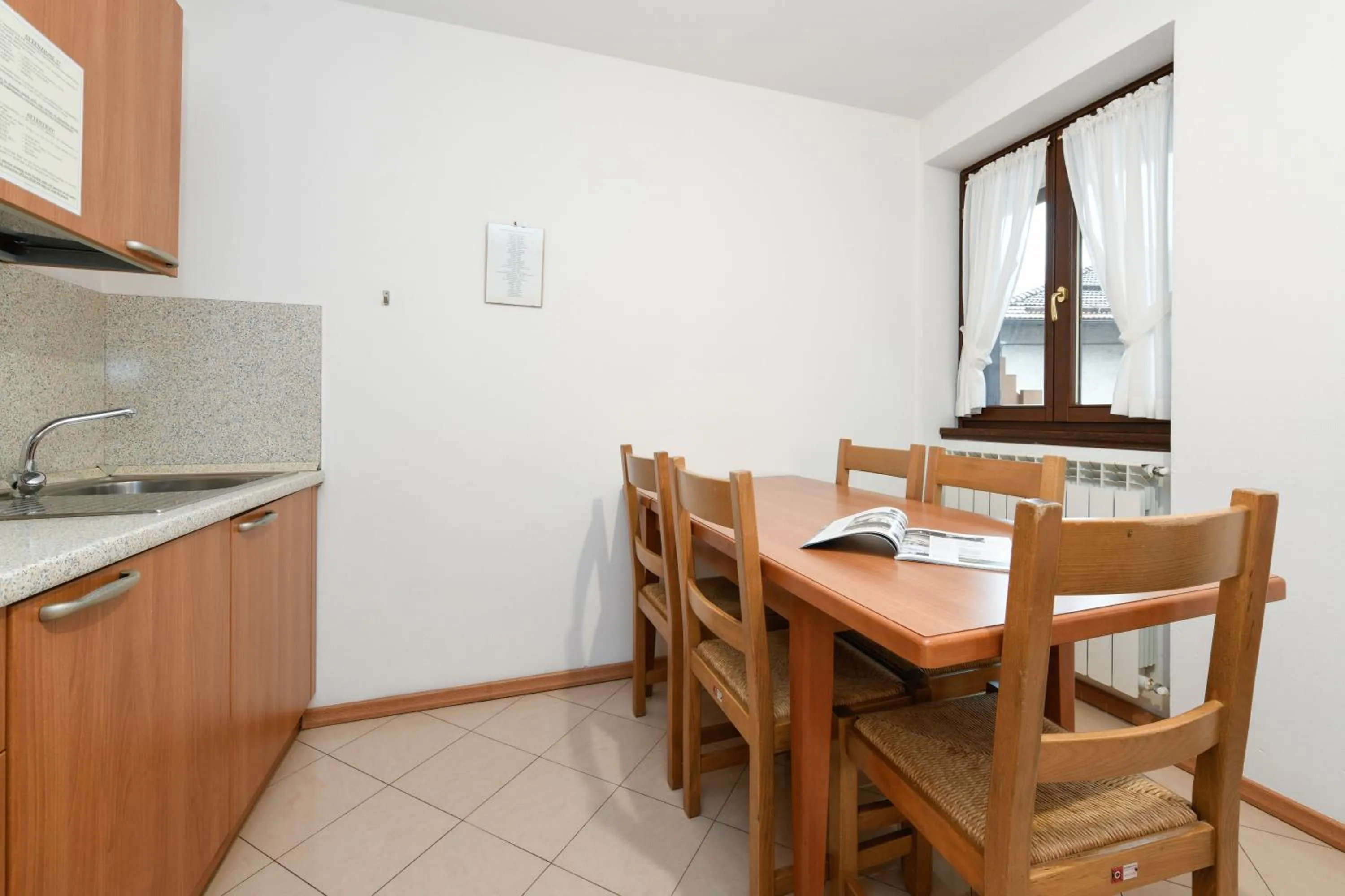 Kitchen or kitchenette in Hotel Denny