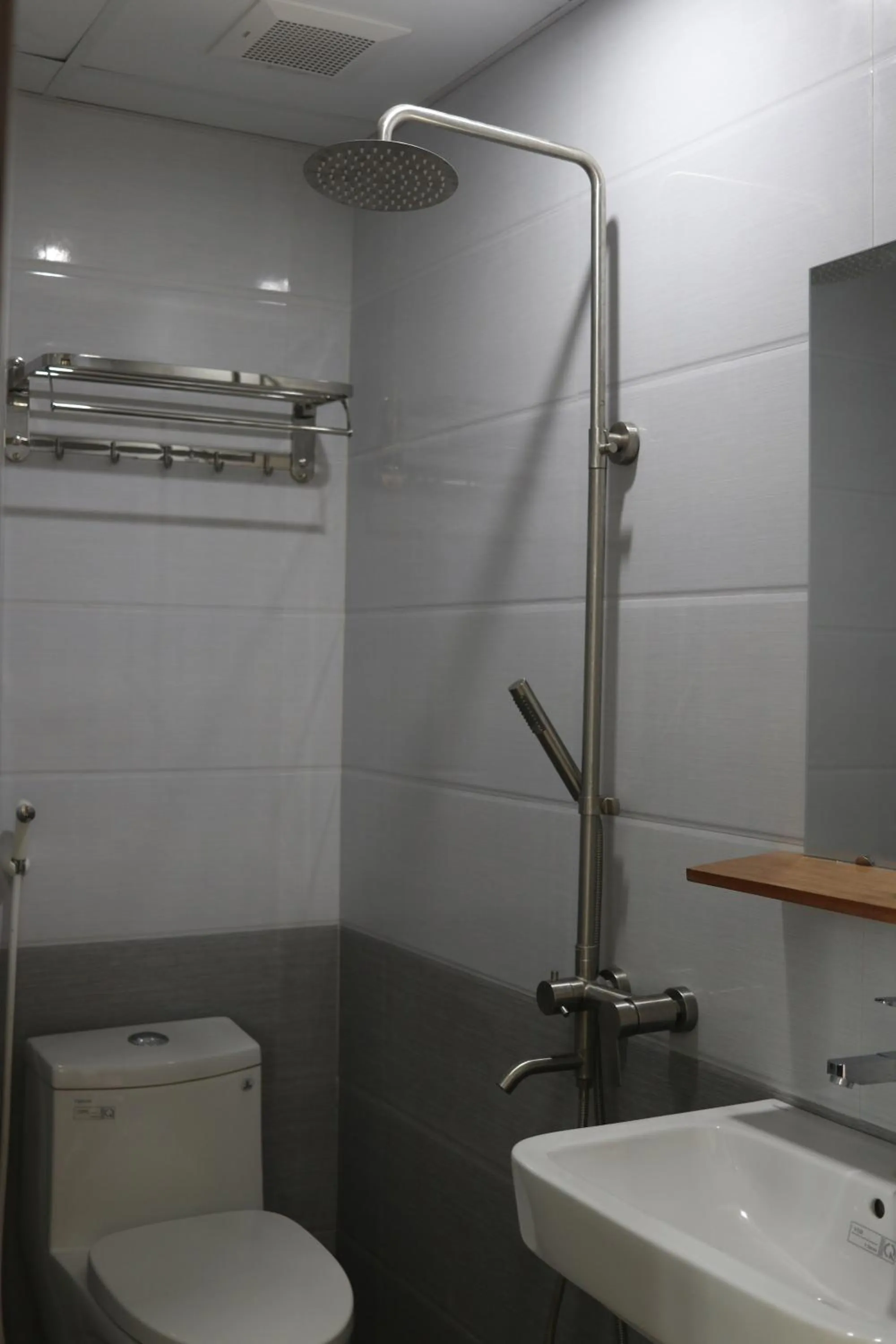 Shower in Son Doong Riverside