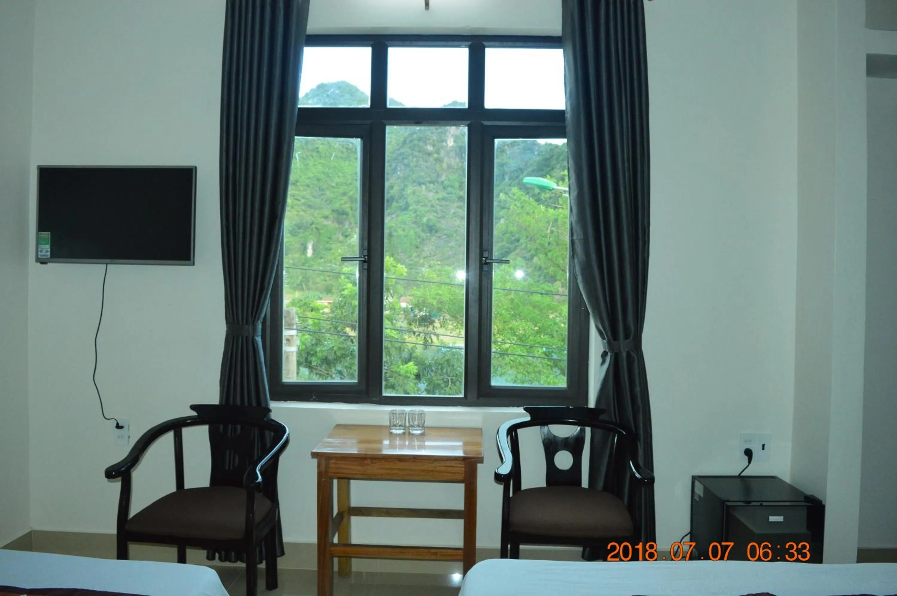 Mountain view in Son Doong Riverside