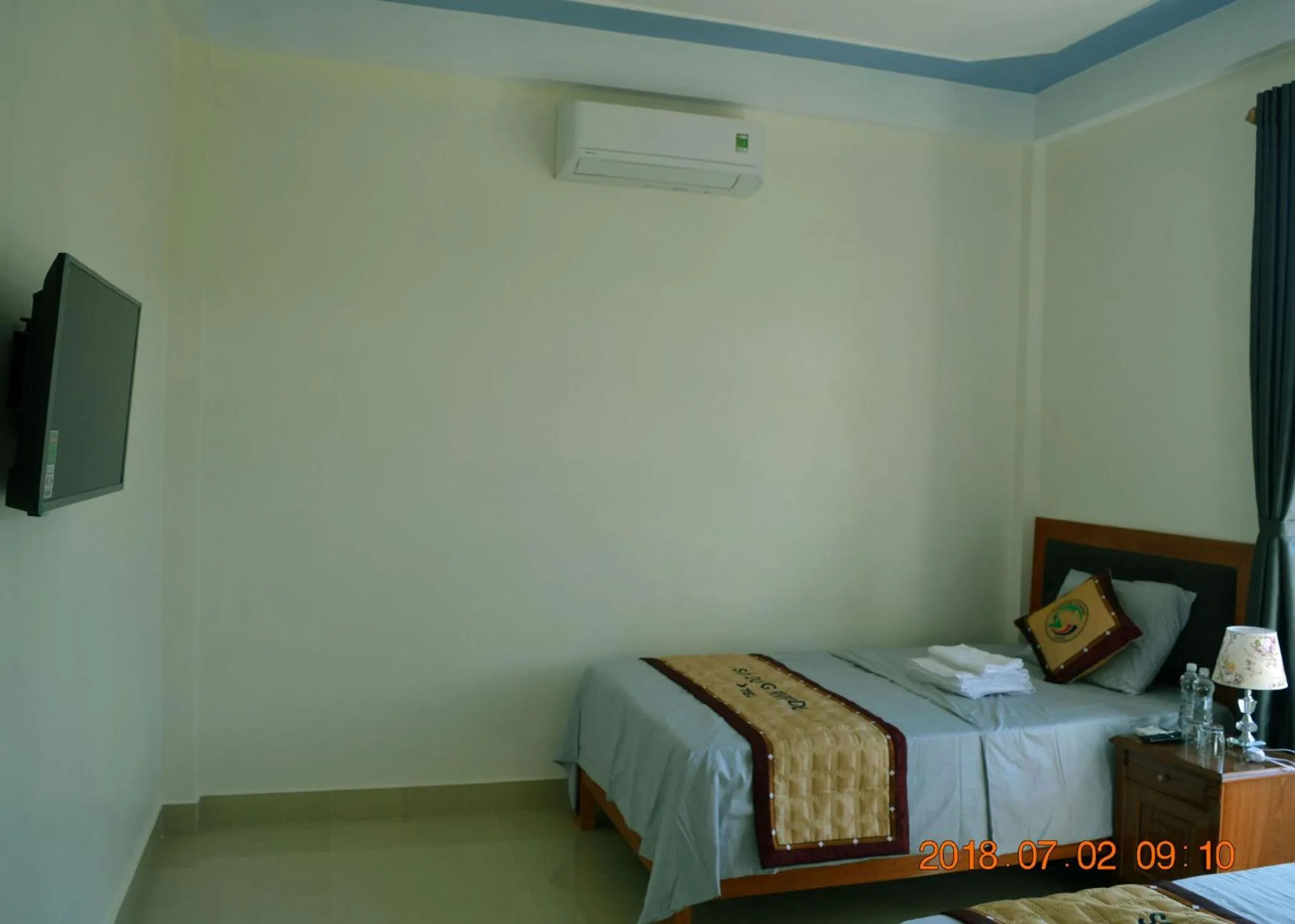 Bed in Son Doong Riverside